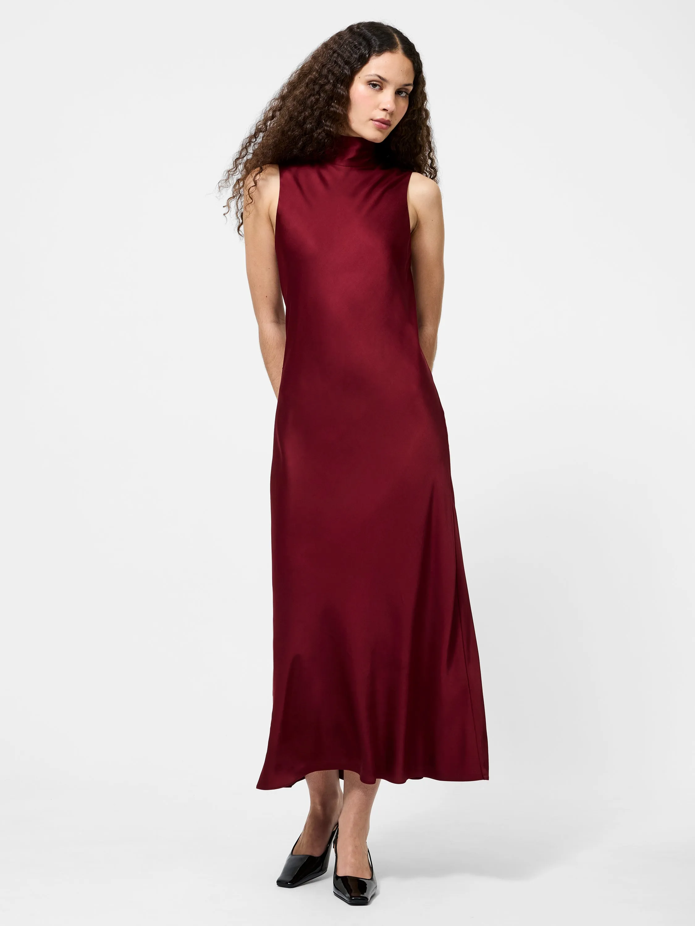 Smooth Finish Fit Vibe Ennis Satin Sleeveless Bow Midi Dress