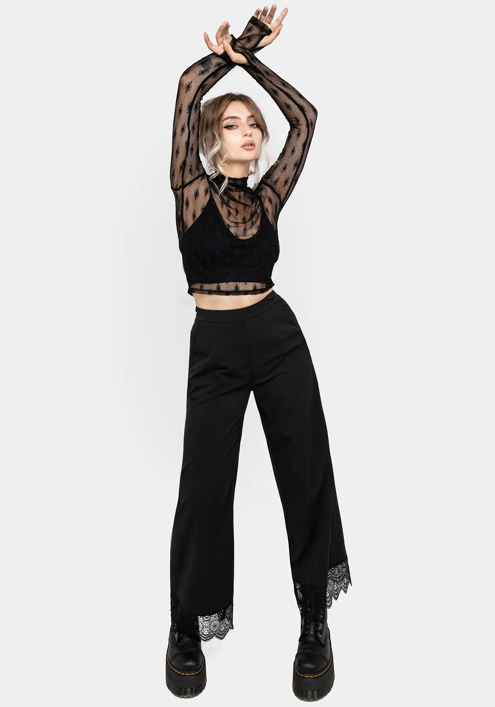 Reinforced Seams MinimalistCut Essendi Long Sleeve Mesh Top