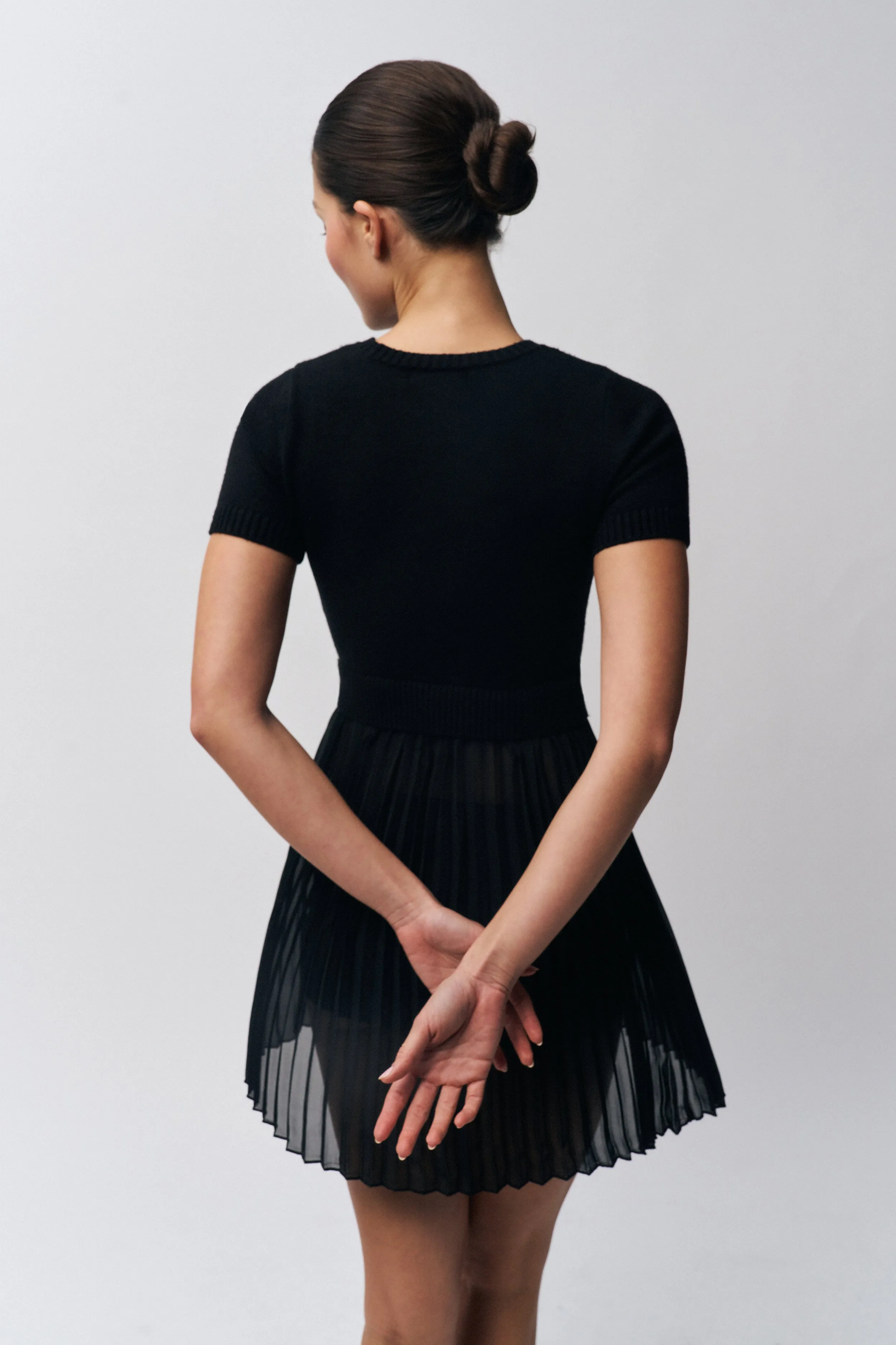 Evie Dress Sophisticated Look Soft Fabric