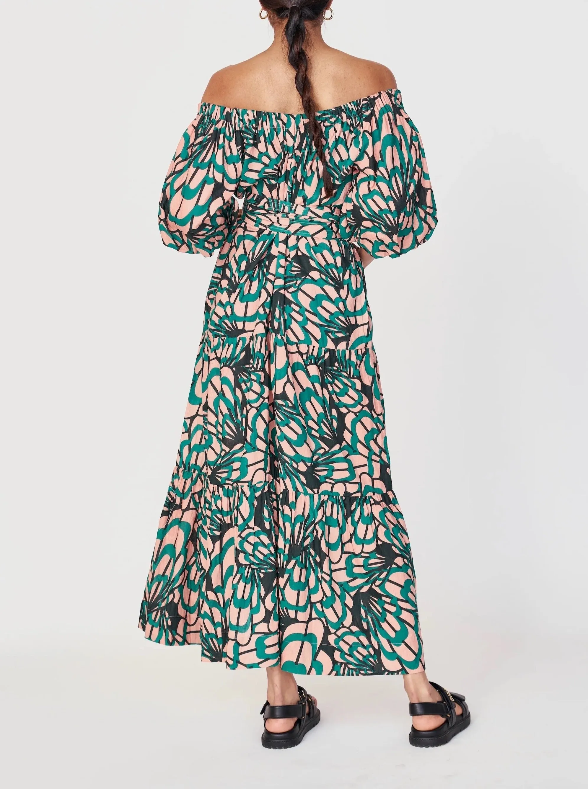 Mirth Capri Dress in Paradise Shell Feminine Layers Statement-Print