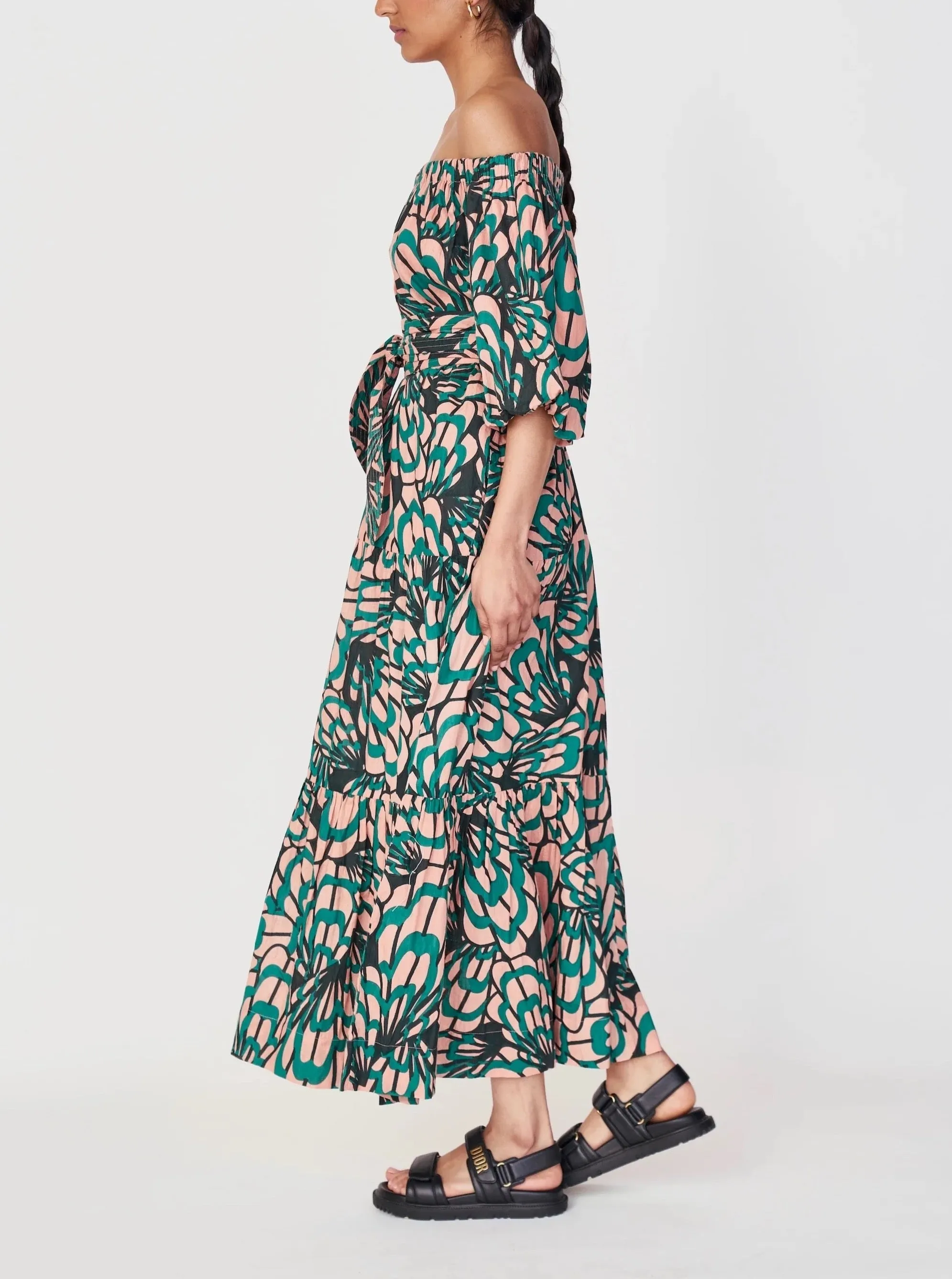 Mirth Capri Dress in Paradise Shell Vibrant Wear Chic Motion