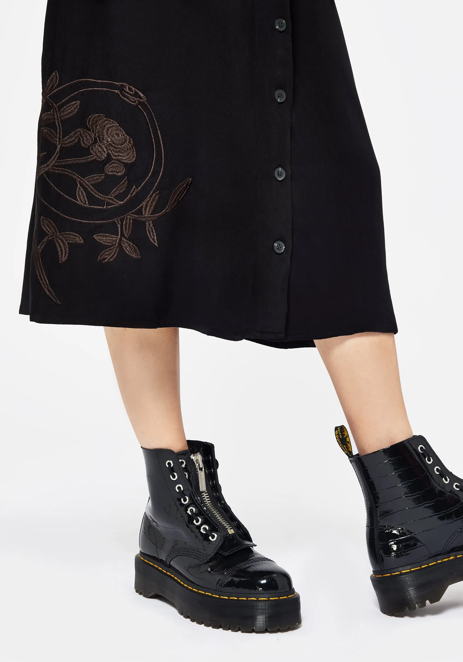 Fairfolk Floral Embroidery Tie Waist Button Down Midi Shirt Dress Flowy Layers Business casual