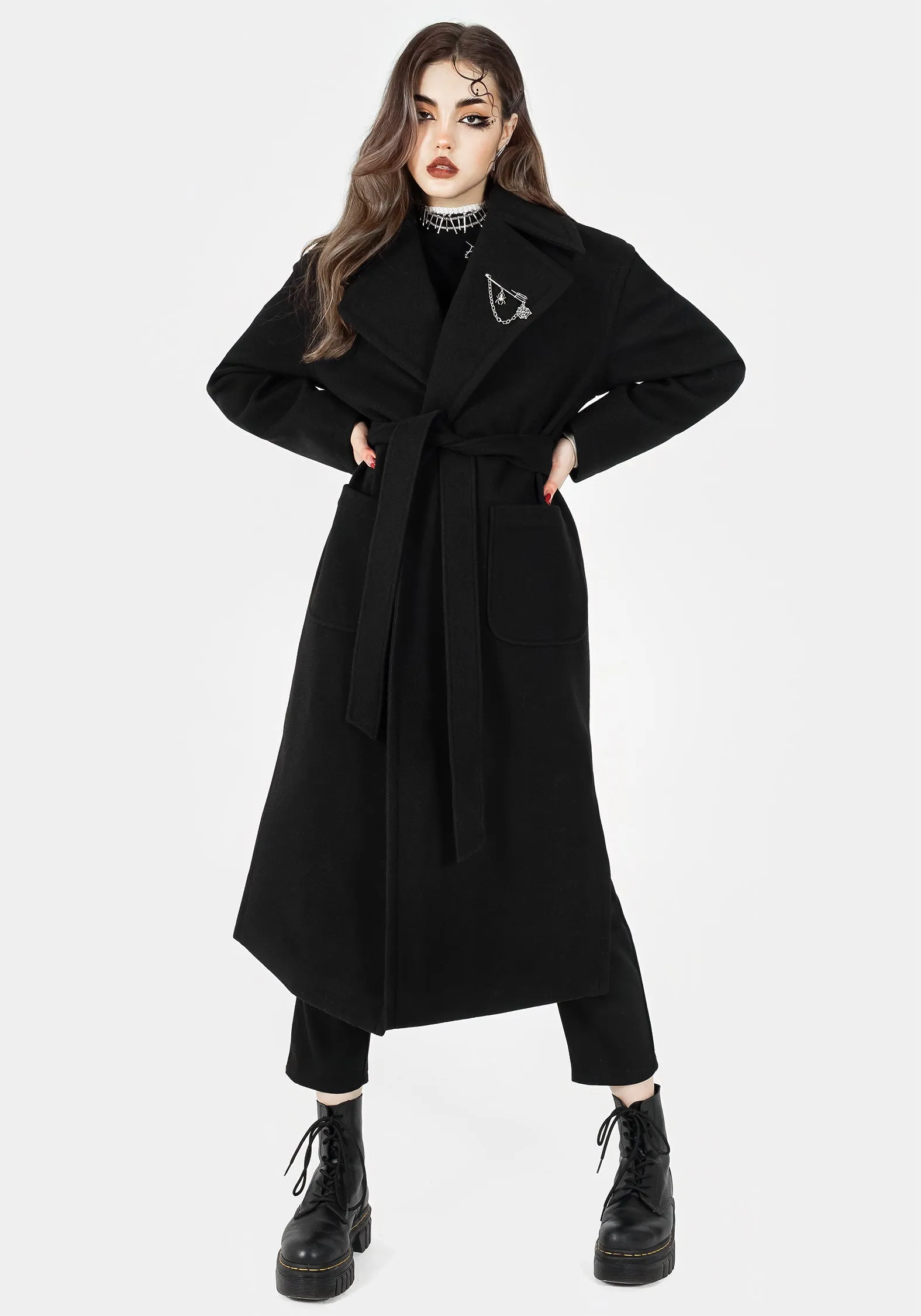 Meltdown Oversized Coat with Brooch - Black Transitional Look