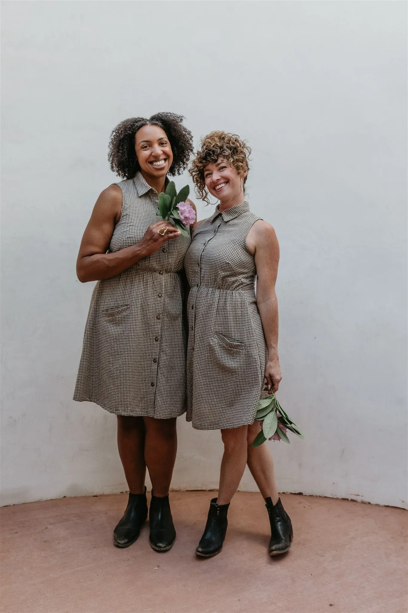 Mona Dress in Black & Oat Cotton Gingham Sleek Fit Daytime Mood