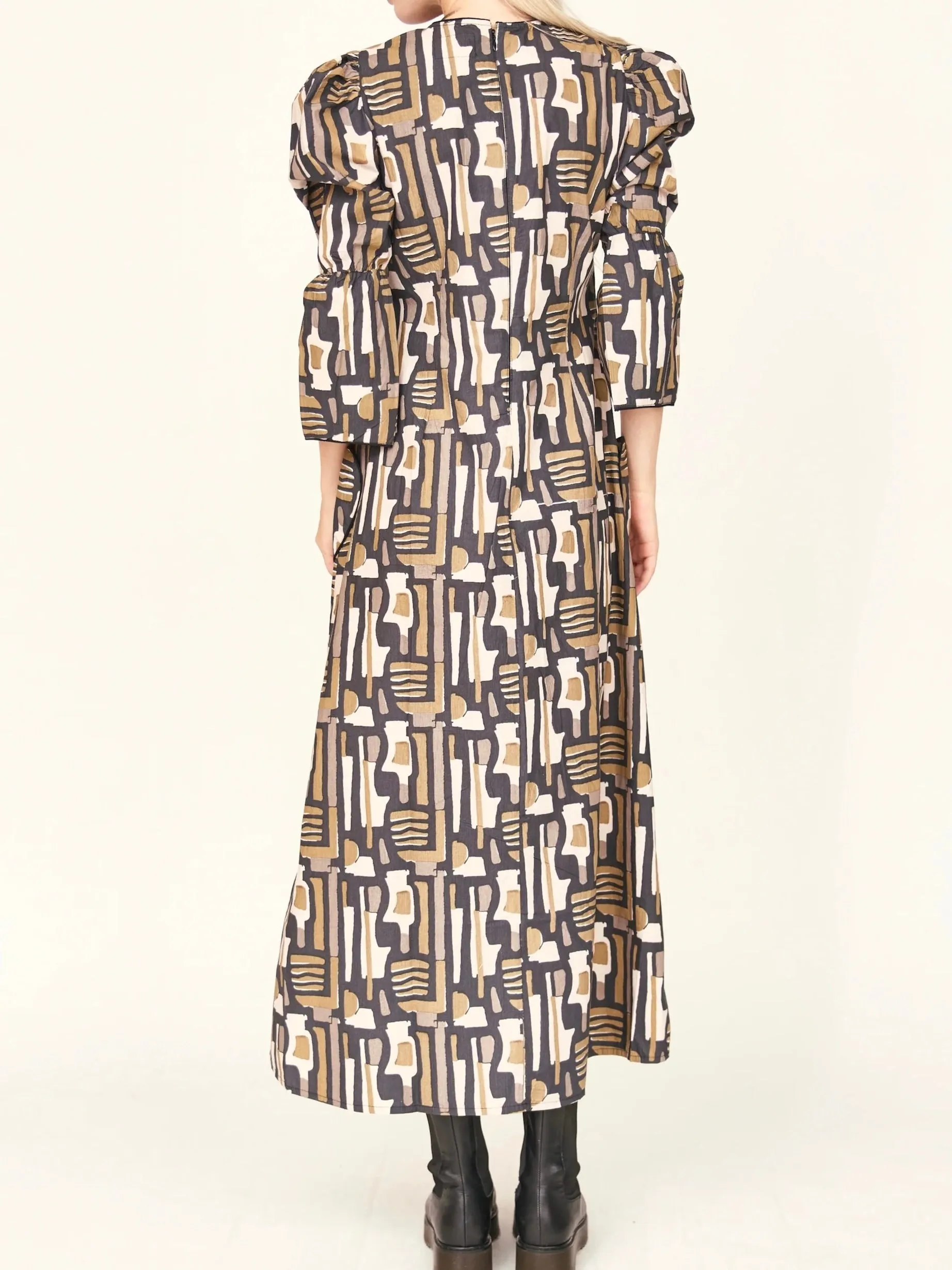 Mirth Cassis Dress in Olive Labyrinth windproof