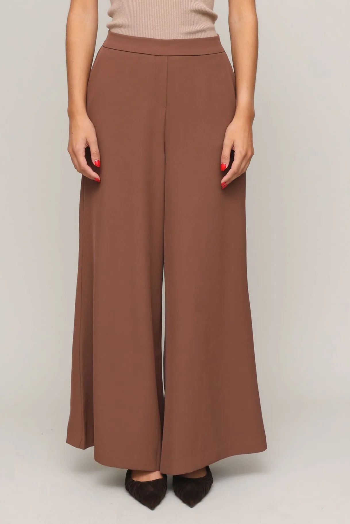 Perfect Layer Maeve Pant