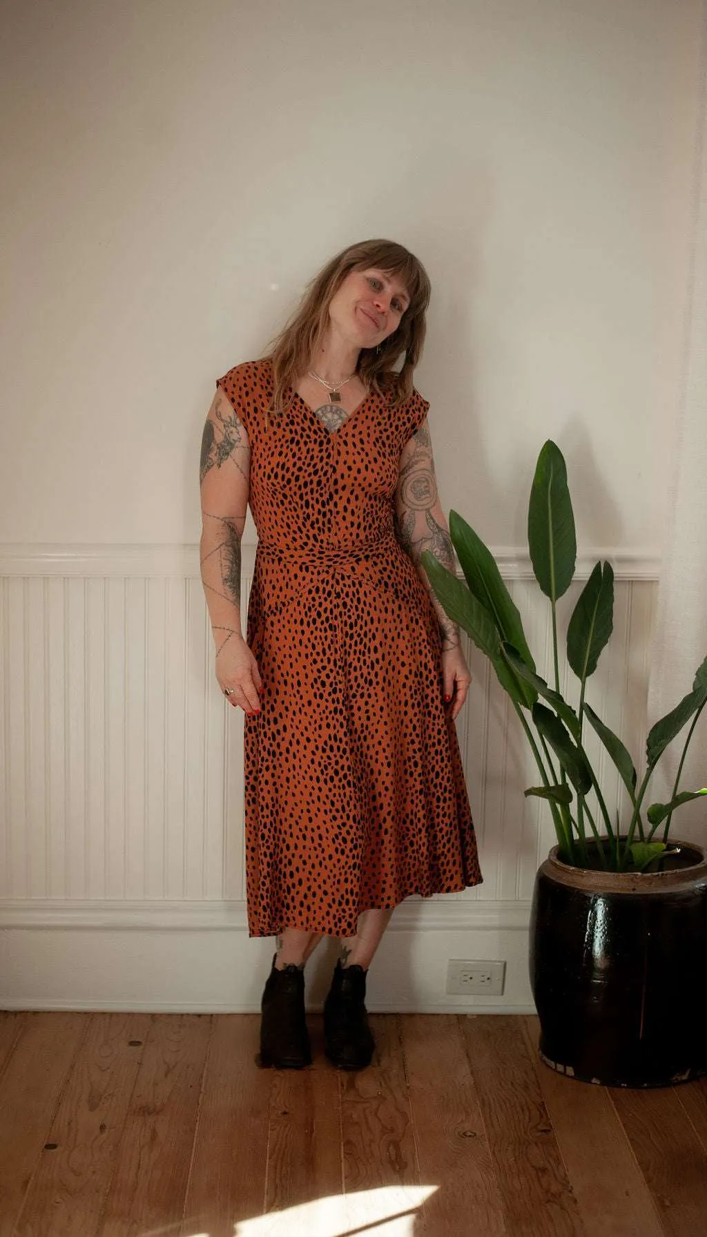 Silky Shape Xena Dress in Bam Bam Challis