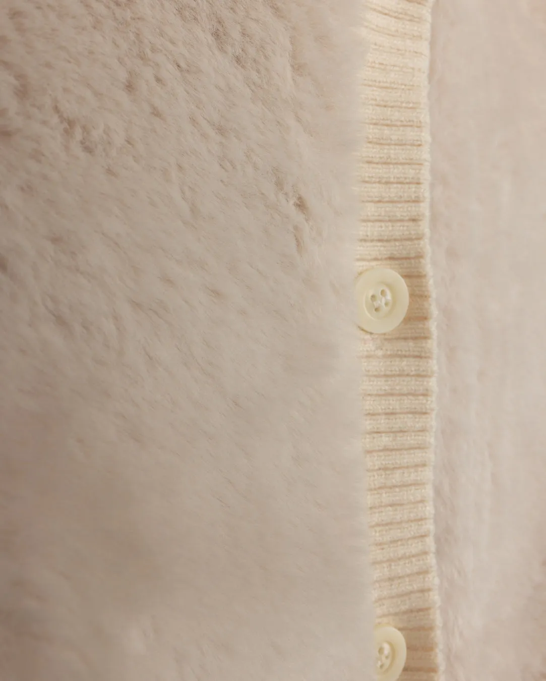 Fuzzy Ribbed Cuffing Coat Neutral Fit Design All Season Performance Weave