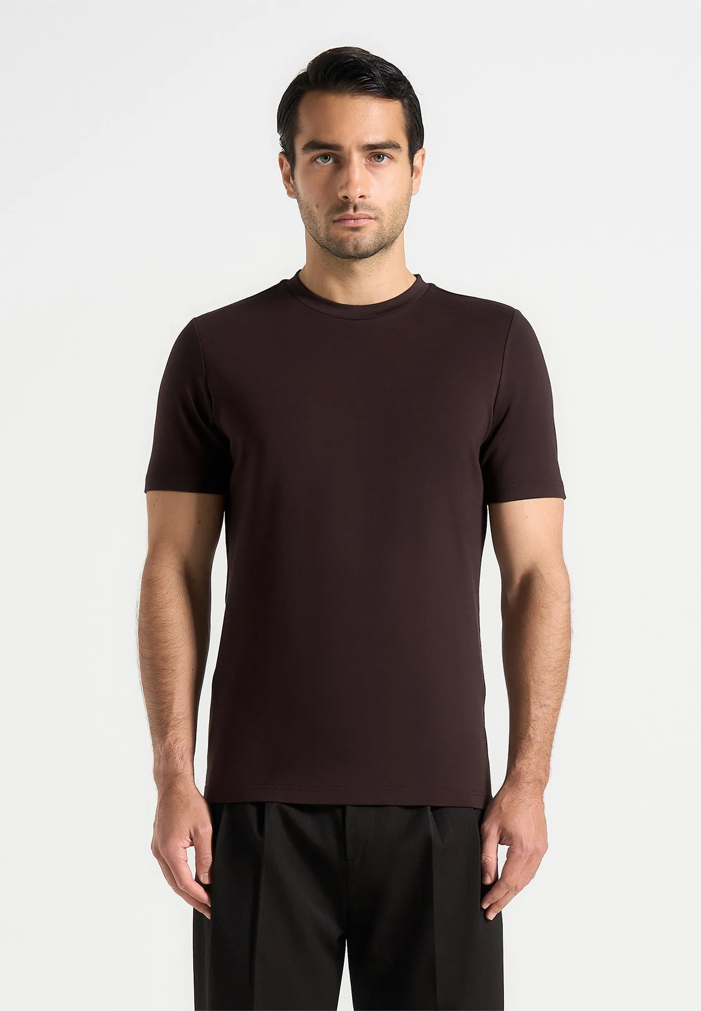 Soft touch finish Armand - Fitted Luxe T-Shirt - Brown