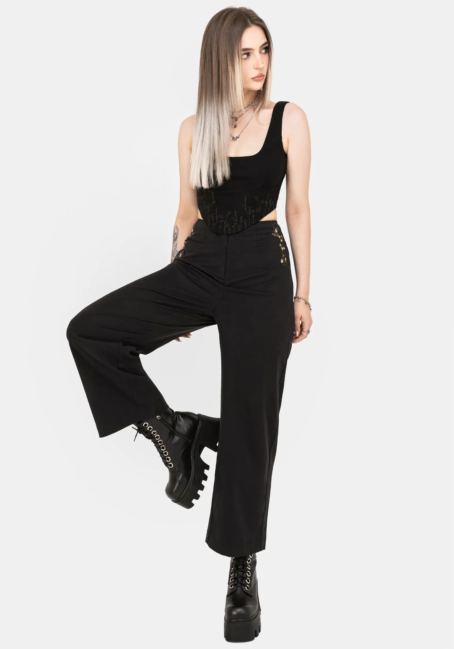 Light Comfort Style Vibes Harmony Embroidered Cropped Trouser