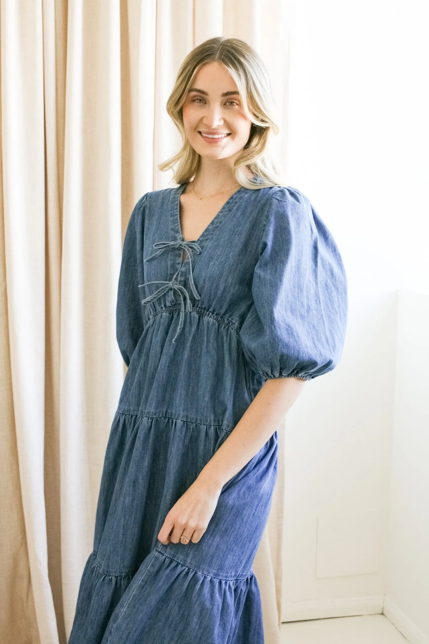 Chic Ensemble Special-Edition Harper Denim Midi Dress