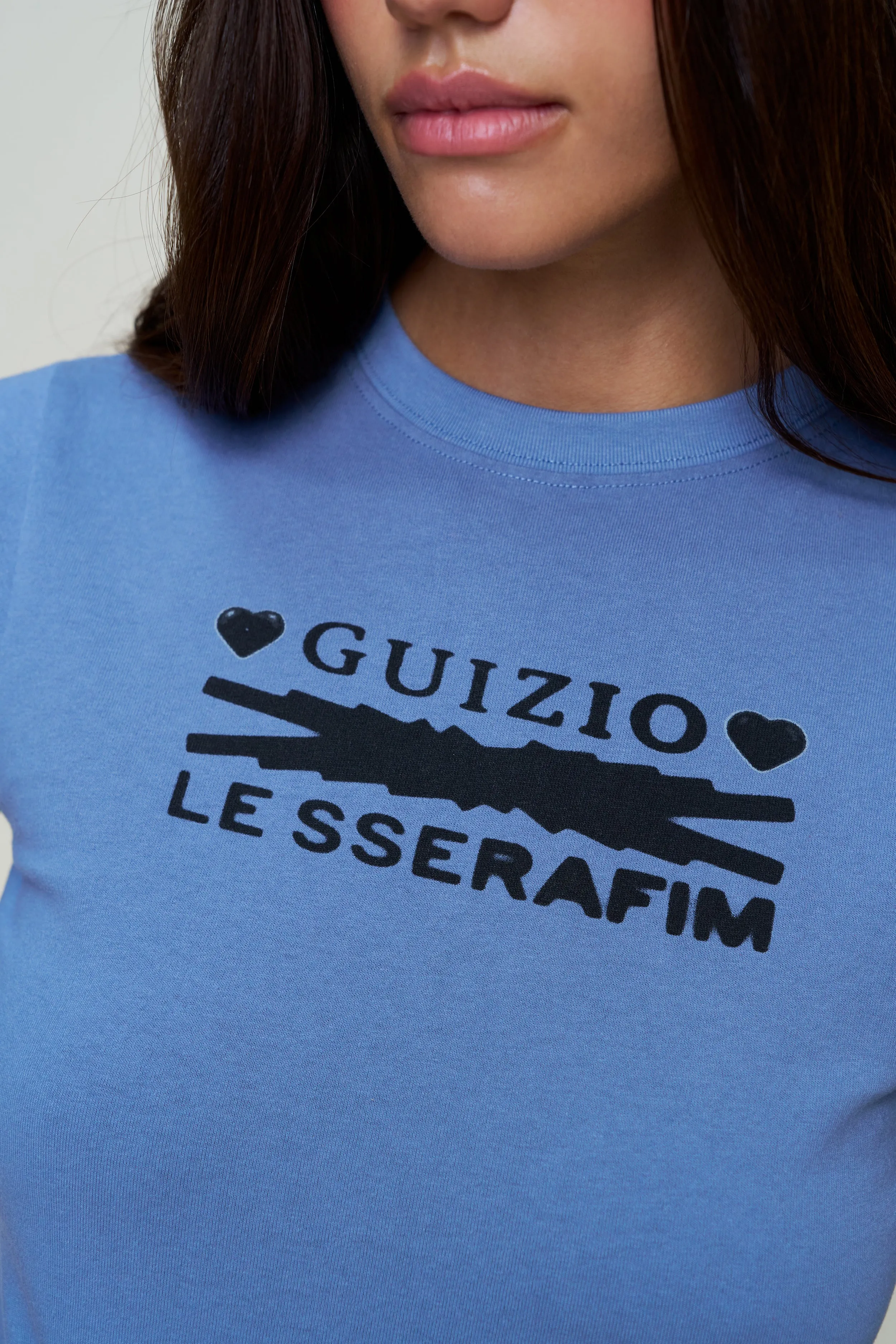 Non Binding Cuffs Smooth Texture Hearts Tee