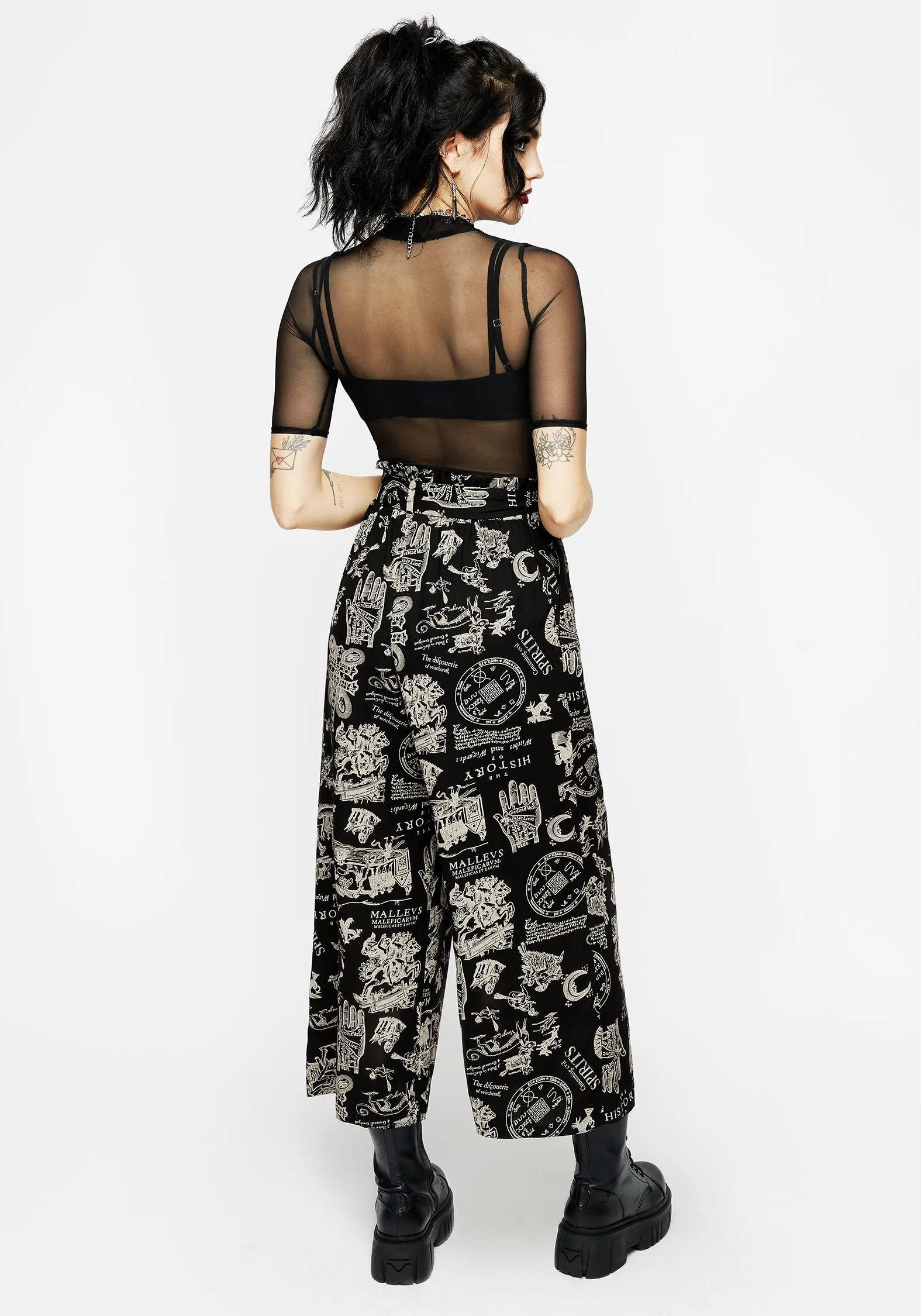 Heresy Paperbag Trousers Casual Outfit Tropical theme
