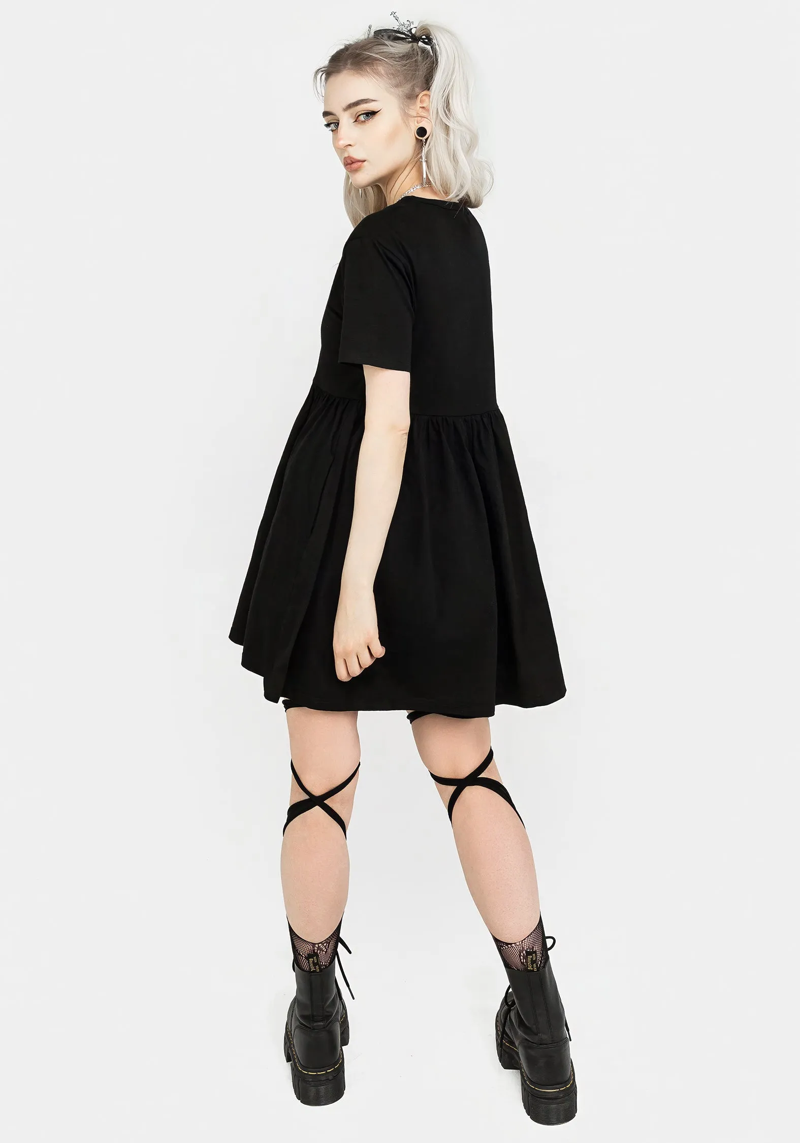 Minimal Outfit Hermetica Jersey Skater Dress