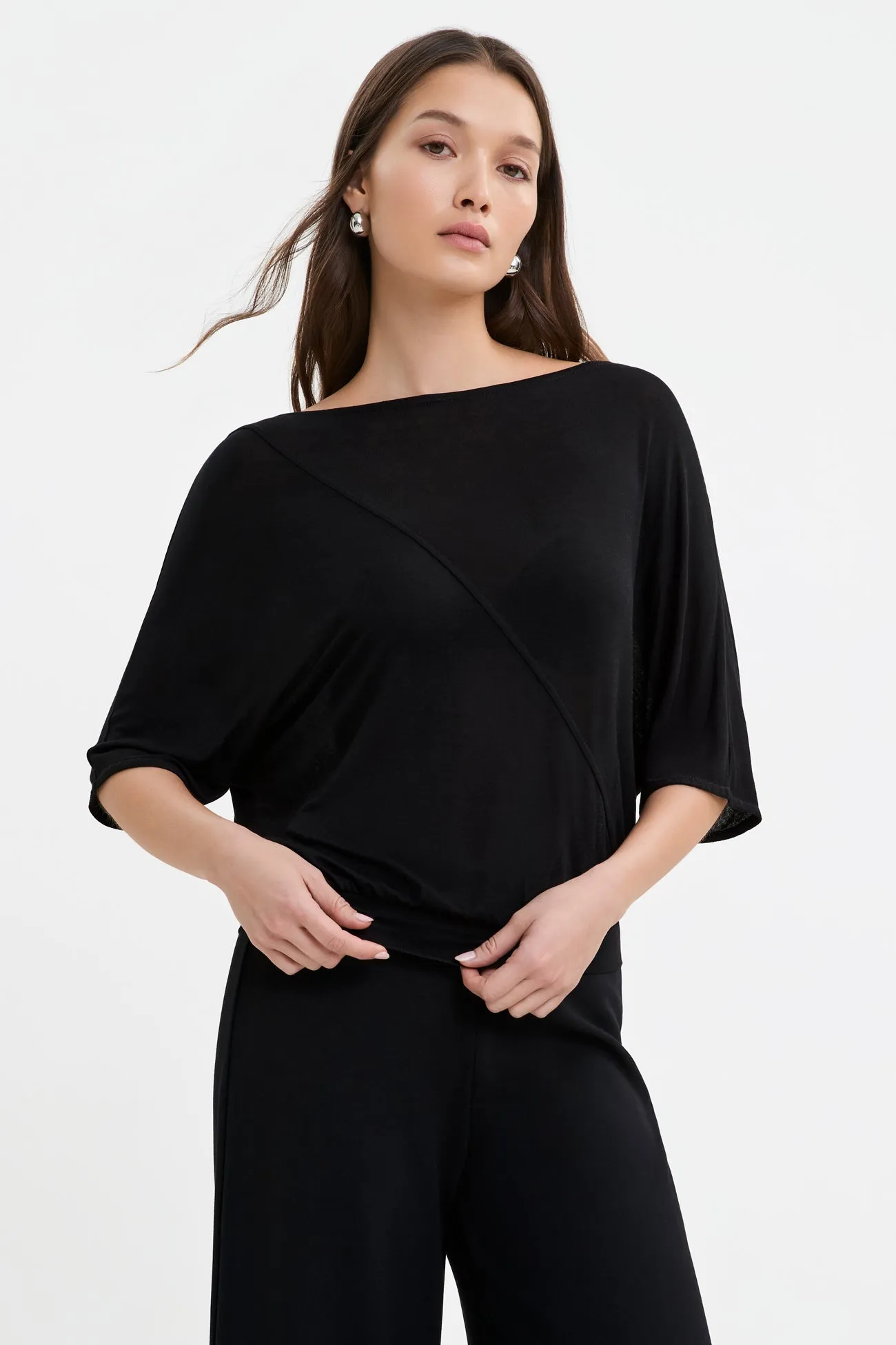 Flowing Design Relaxed Crew Neck Opening Highline Top
