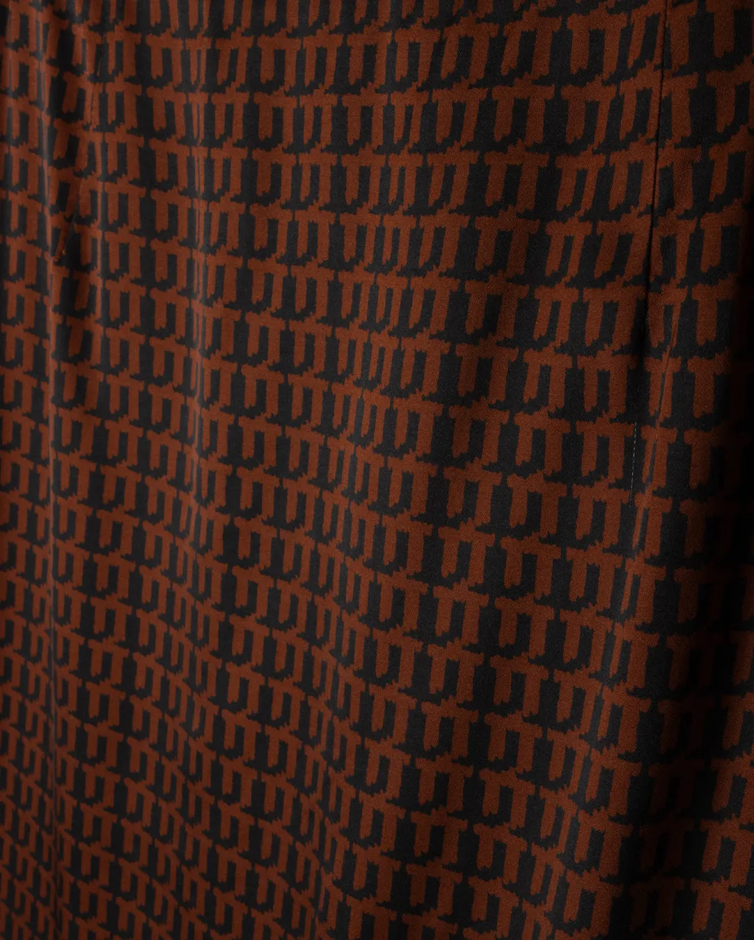 Contoured Waist Formal Event Honeycomb Knit Skirt