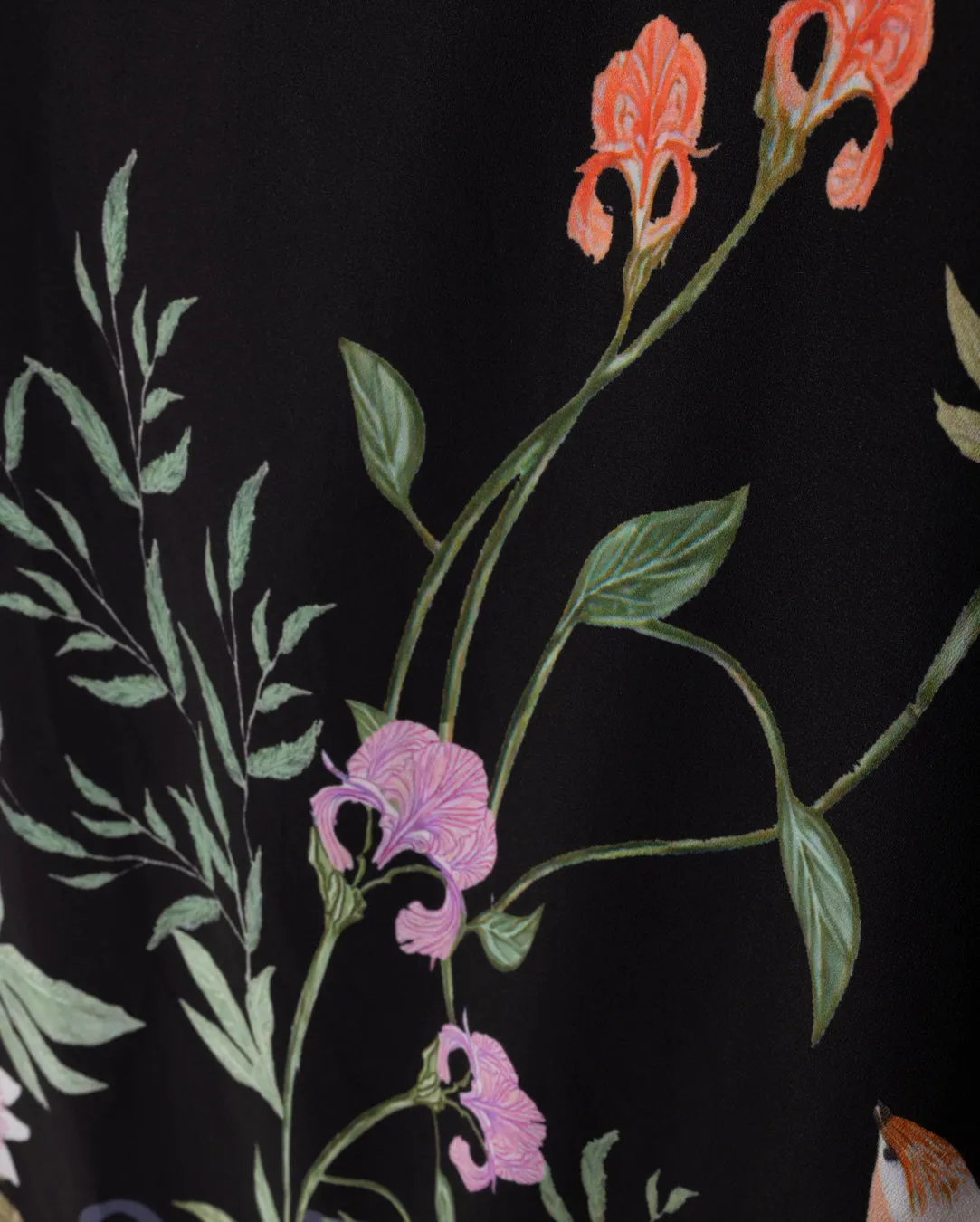 Hyer Crepe Ribbon Belt Skirt Bold Details