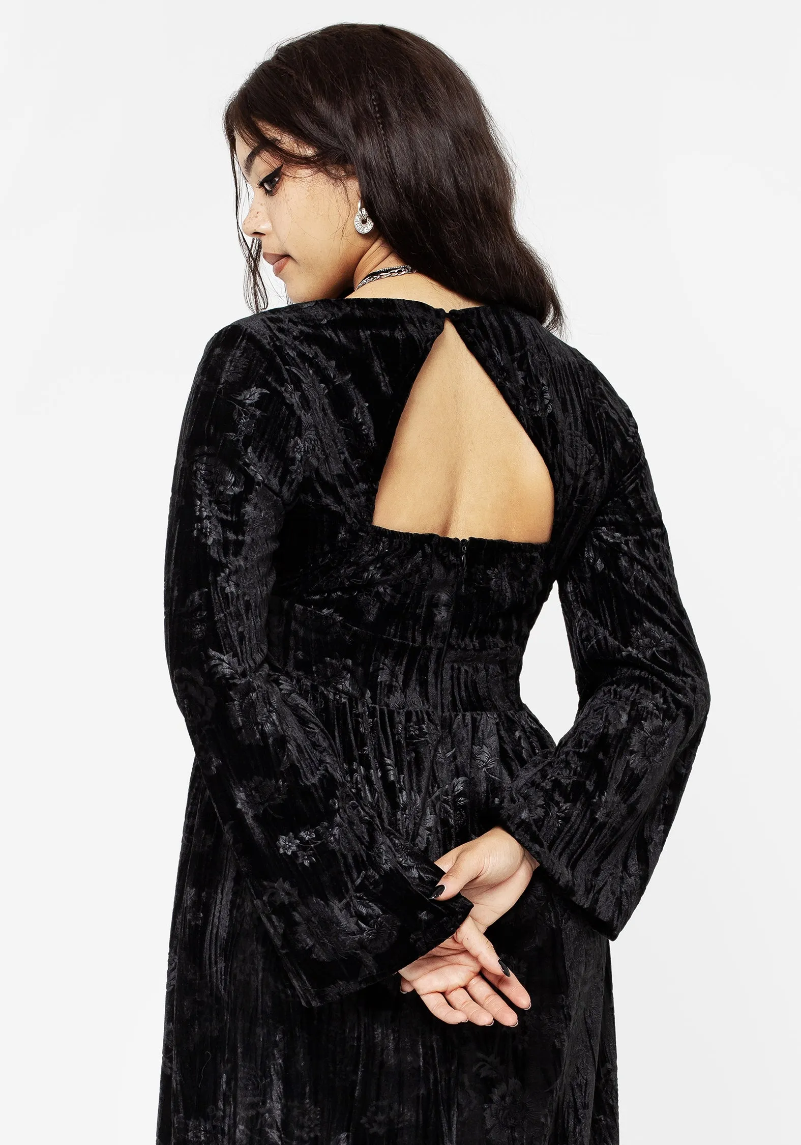 spring outfit Flattering Lines Invocation Flared Sleeve Midi Dress