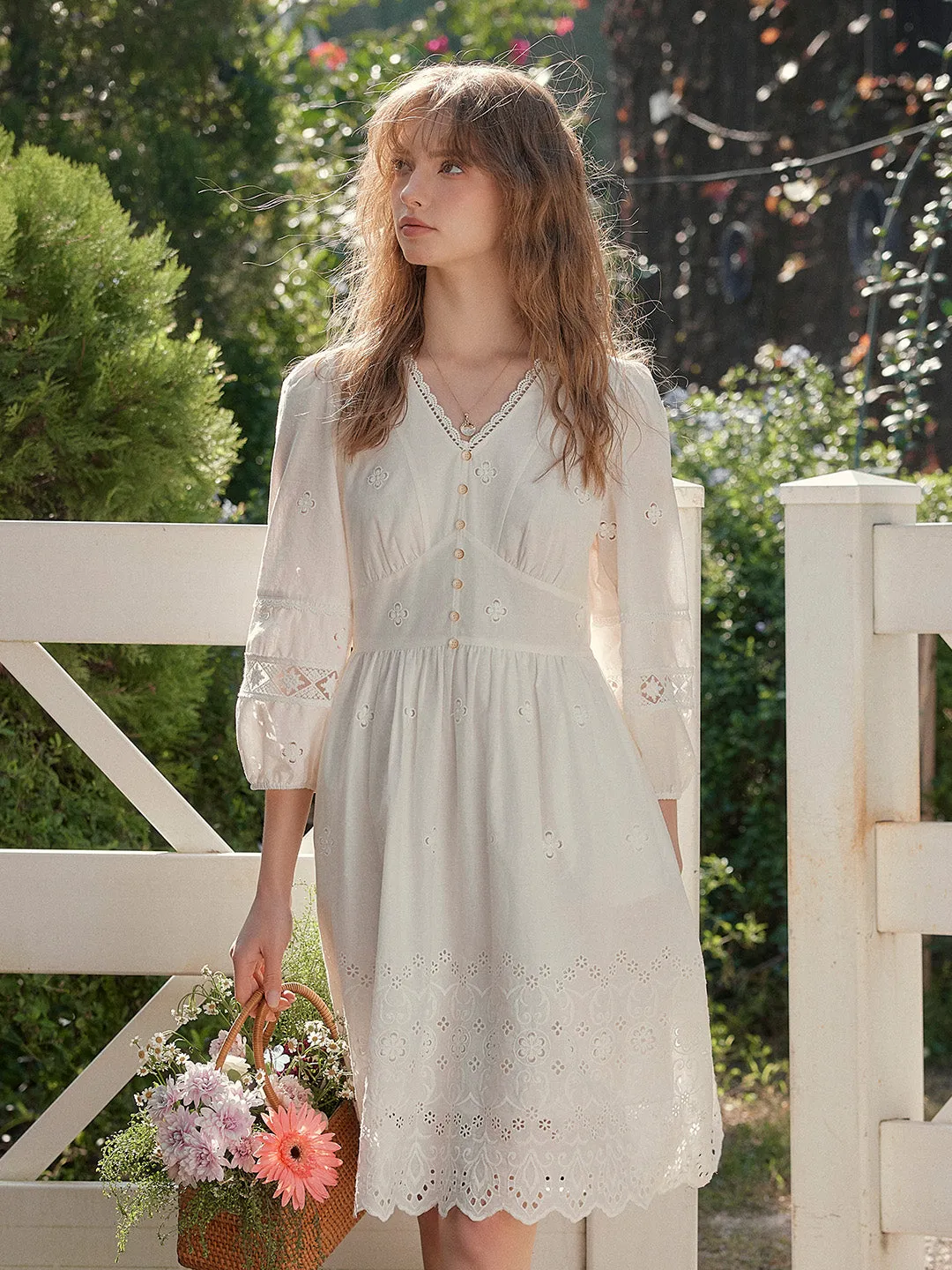 Modern Comfort Walk Mood Juno V-Neck Hollow 100% Cotton Dress