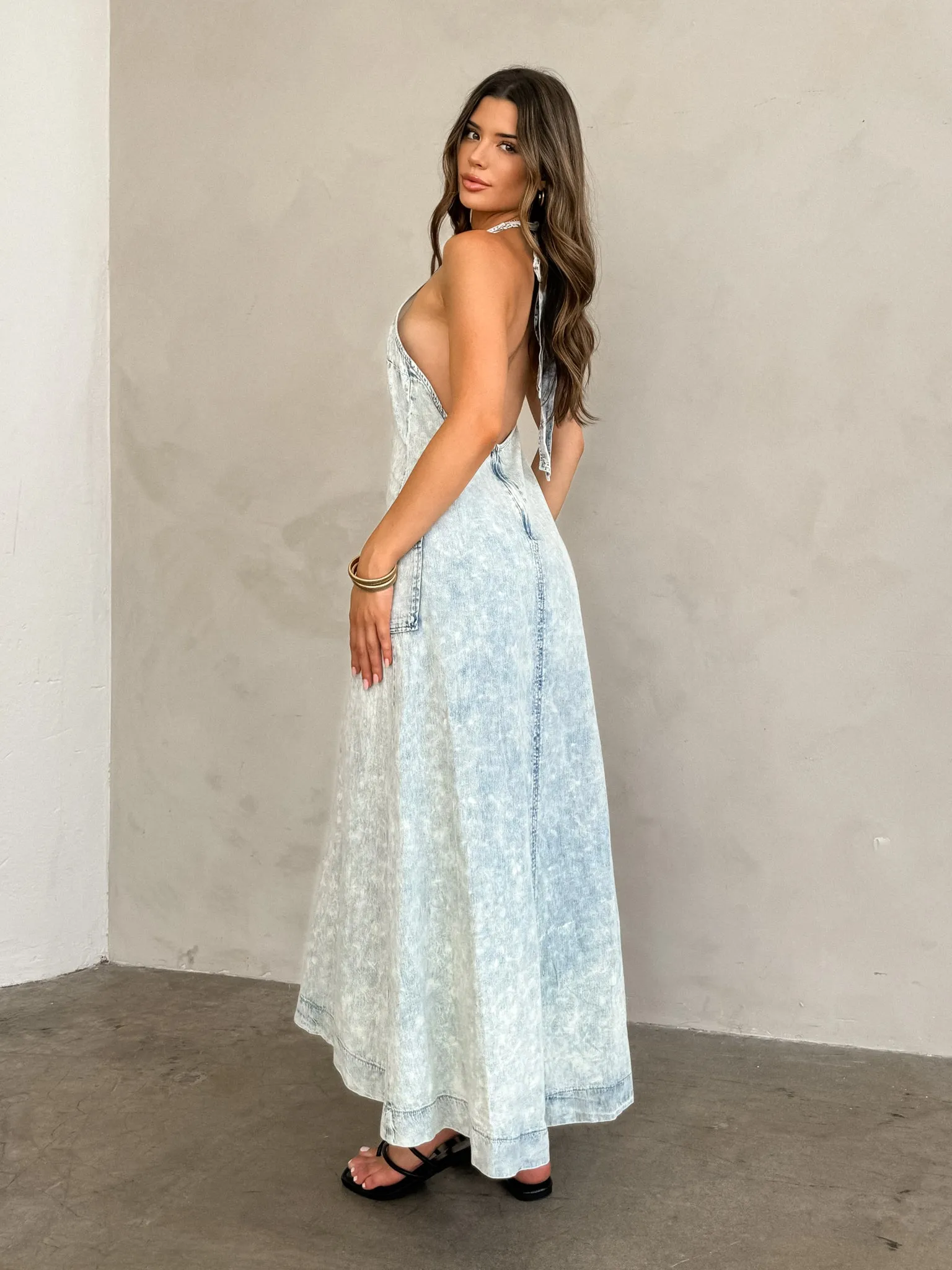 Moisture wicking Seasonal Comforted Kenzie Denim Midi Dress - Final Sale