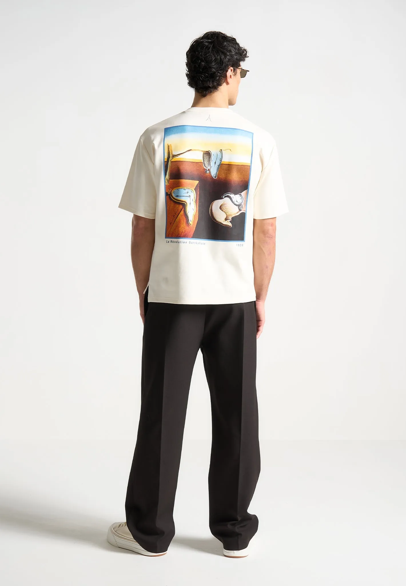 Interview Ready Travel Essential L??Art - T-Shirt - Cream