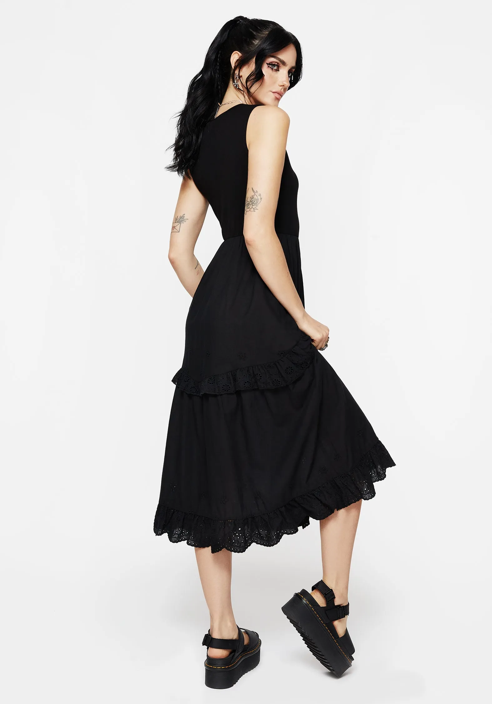 Laveau Embroidered Broderie Midi Dress relaxed elegance