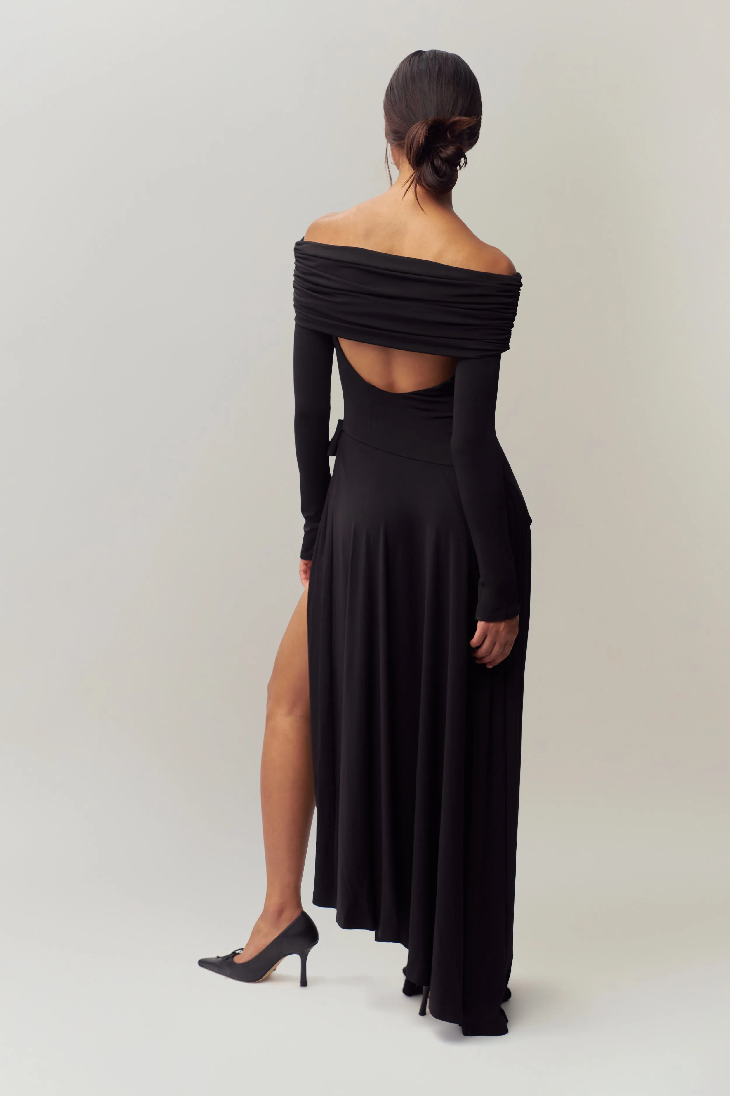 Lola Gown Velvet-Edge Weekend Favorite