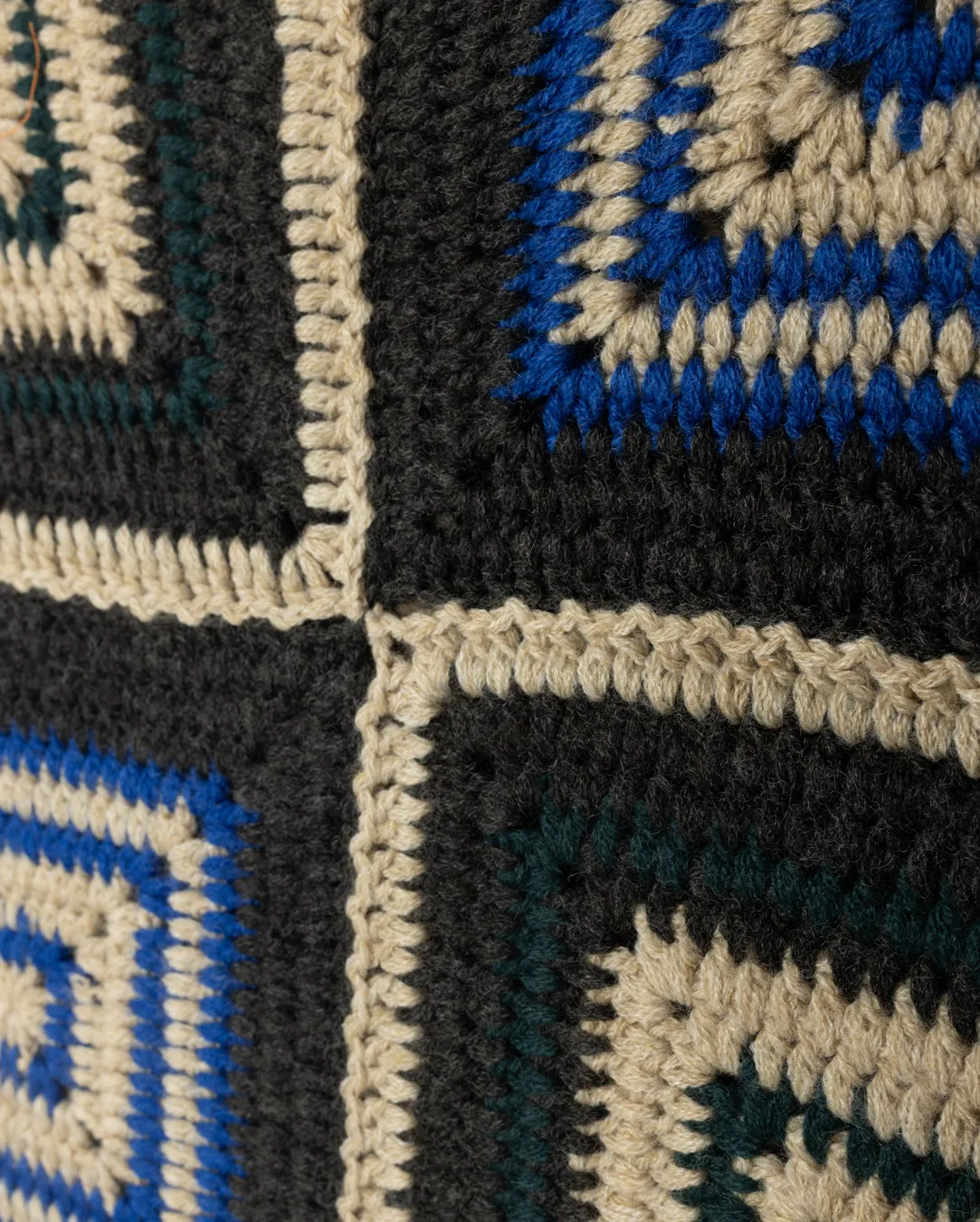 wool material Crocheted Knit Crop Vest