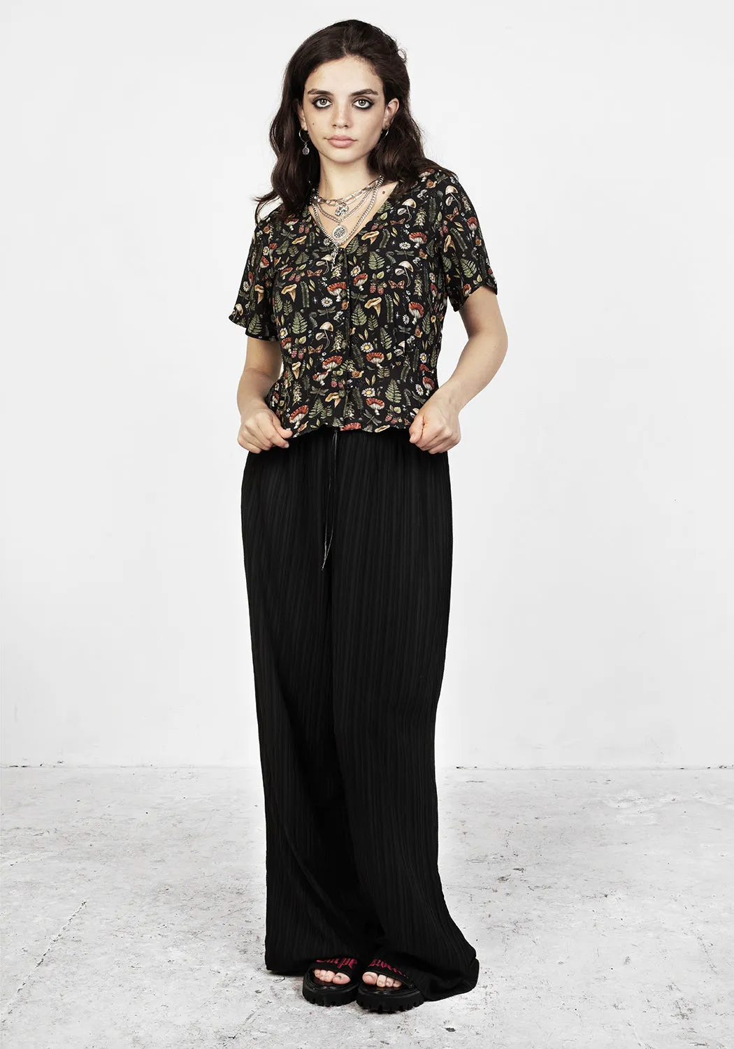 Luthien Button Up Top OdorResistant Technology