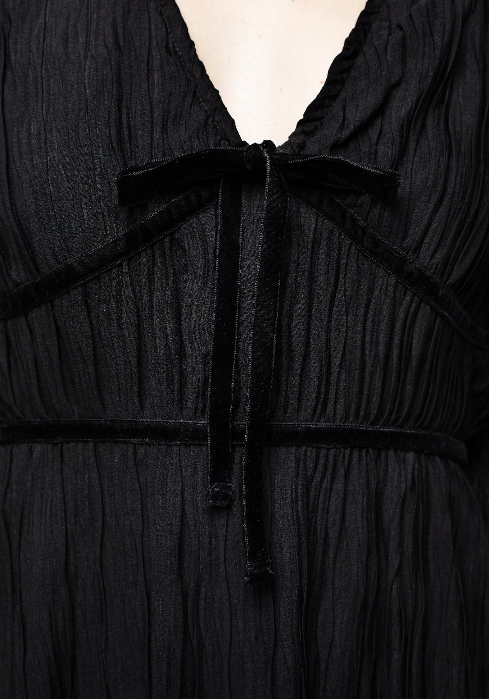 Flowing Fit Belial Crinkle Velour Ribbon Midaxi Dress