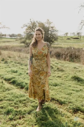 Meadow Dress in Mustard Marigold Linen Contrast-Lining Urban Mood