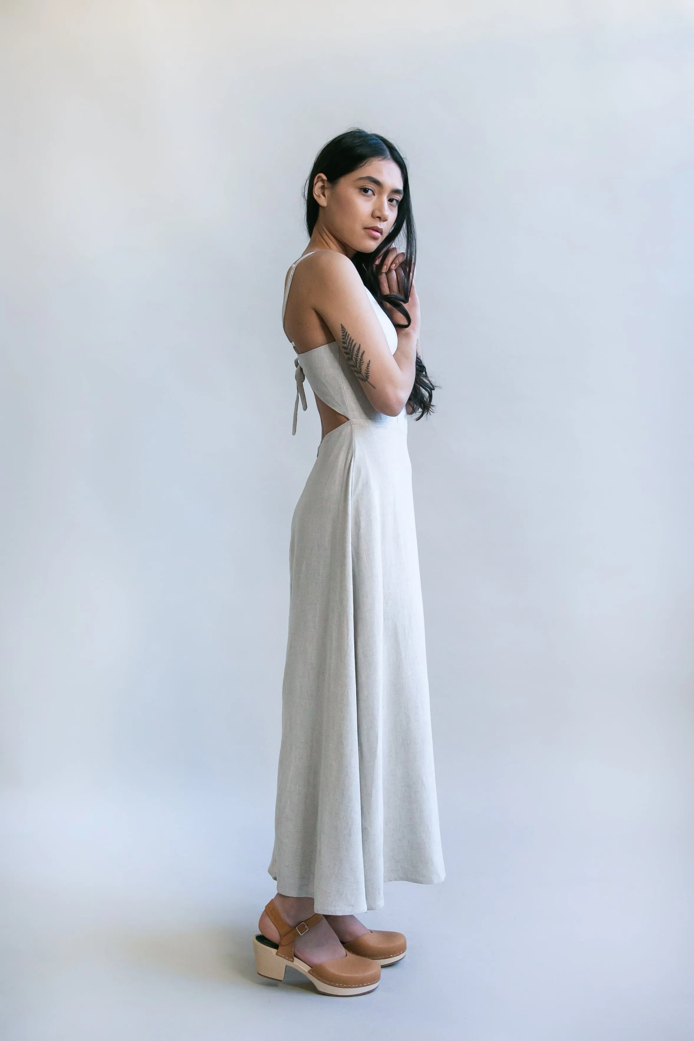 Breezy Mood Meadow Dress in Oat Straw Linen