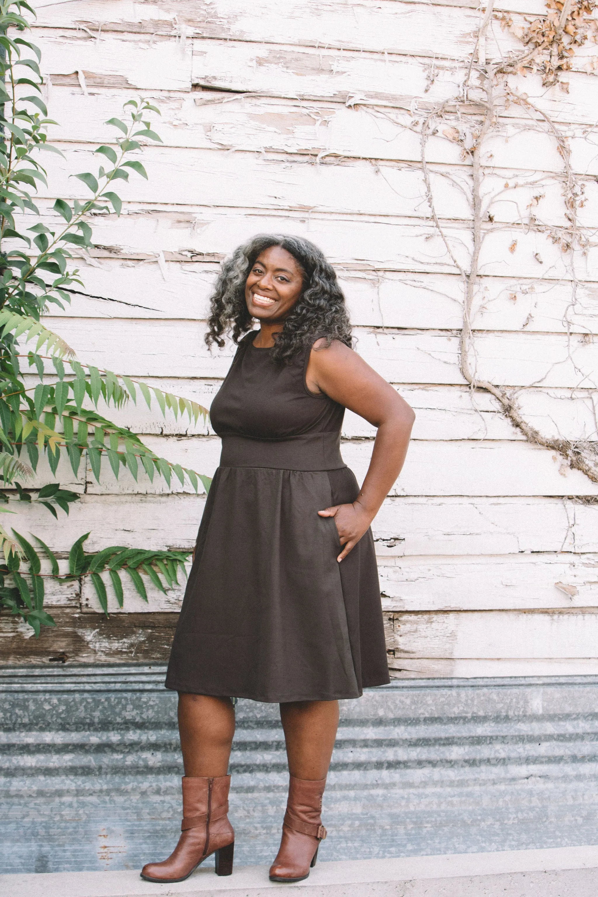 Oversized-Fit Comfortable Look Mere Dress in Dark Brown Ponte