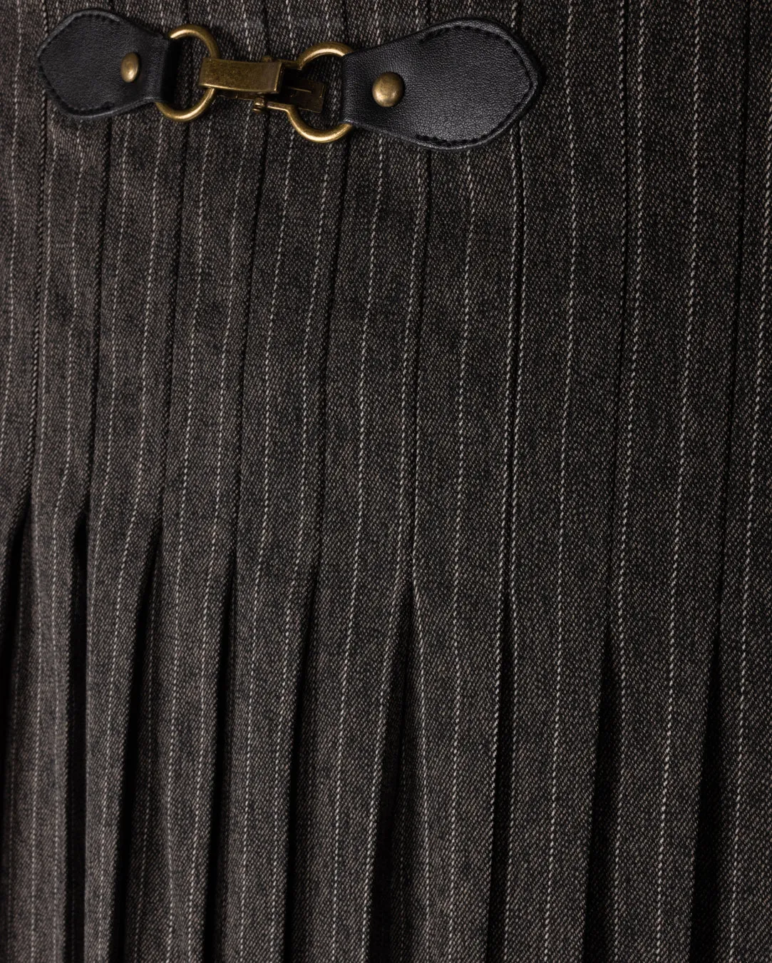 Buckle Detailed Pleated Maxi Skirt Water Repellent Finish