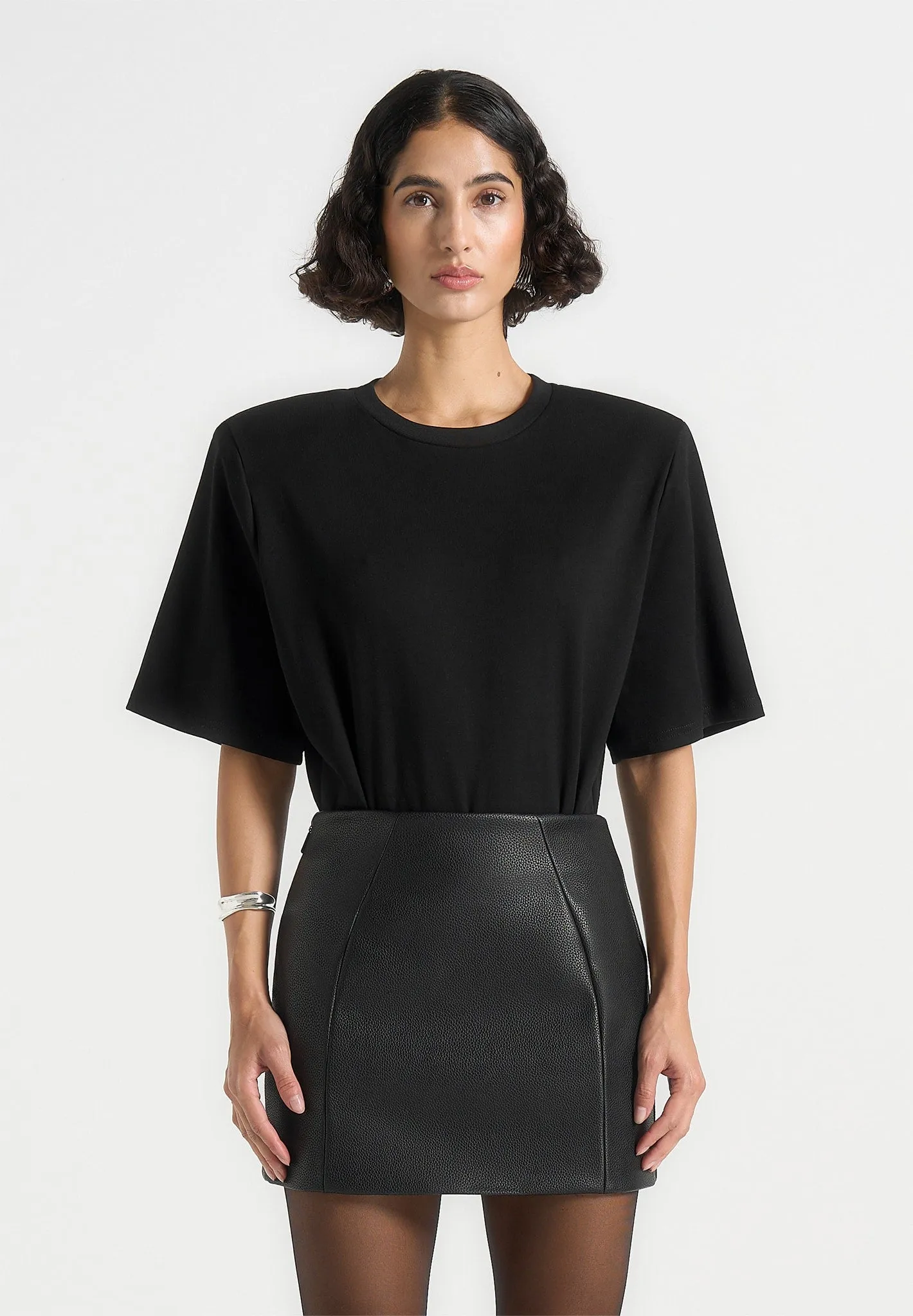 Mia - Wide Shoulder Bodysuit T-Shirt - Black Hypoallergenic fabric