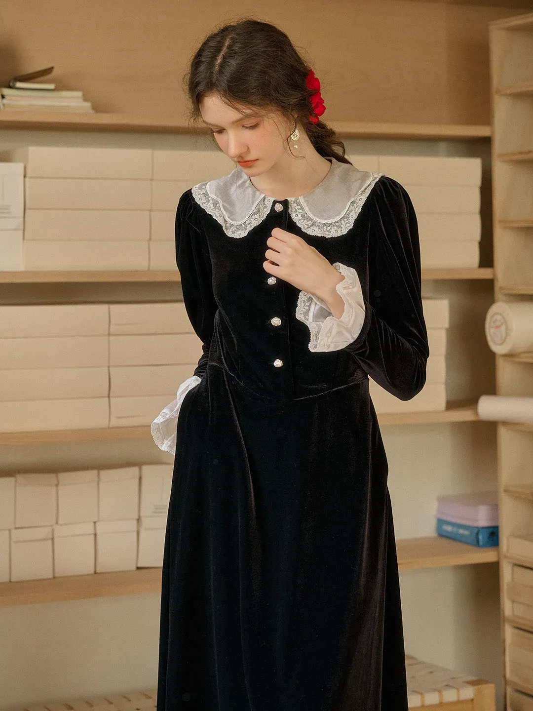 Milena Contrast Lace Lapel Leg-of-mutton Sleeve Lace Panel Velvet Dress Smart and Stylish