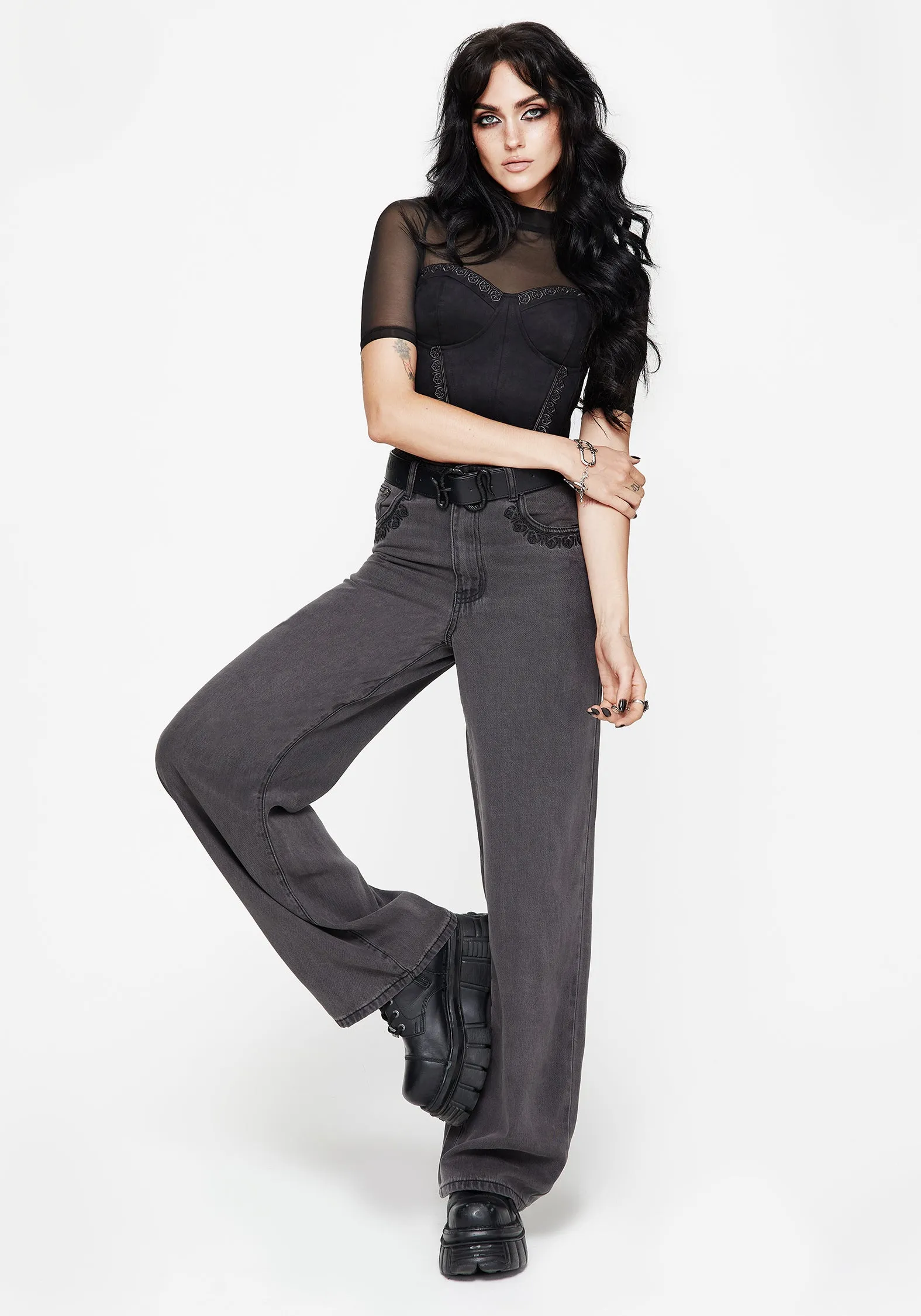 Smooth Picnic Style Nara Wide Leg Distressed Gothic Embroidery Jeans