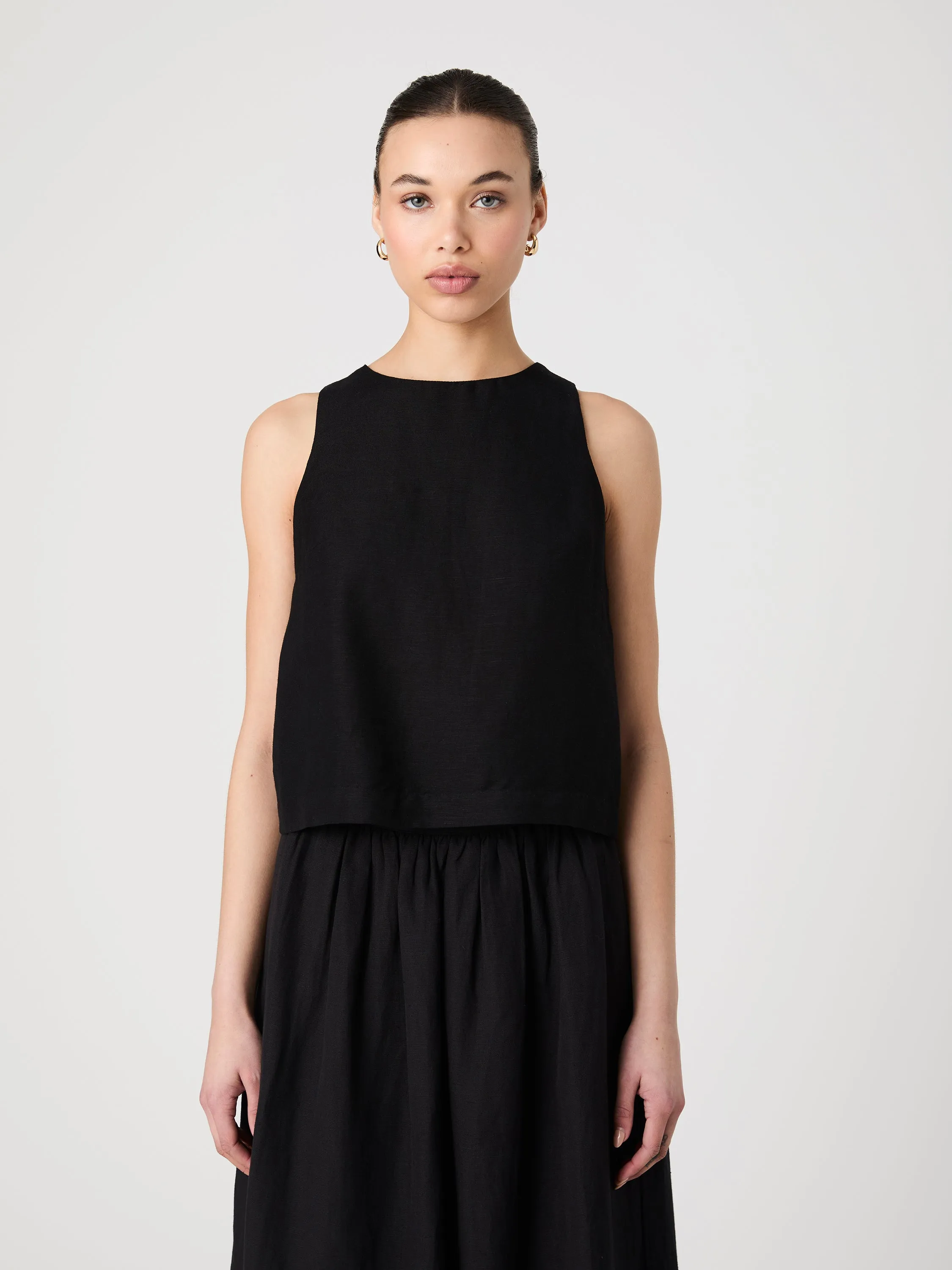 Birdie Linen Shell Top OdorResistantTechnology DoubleStitched Hemming