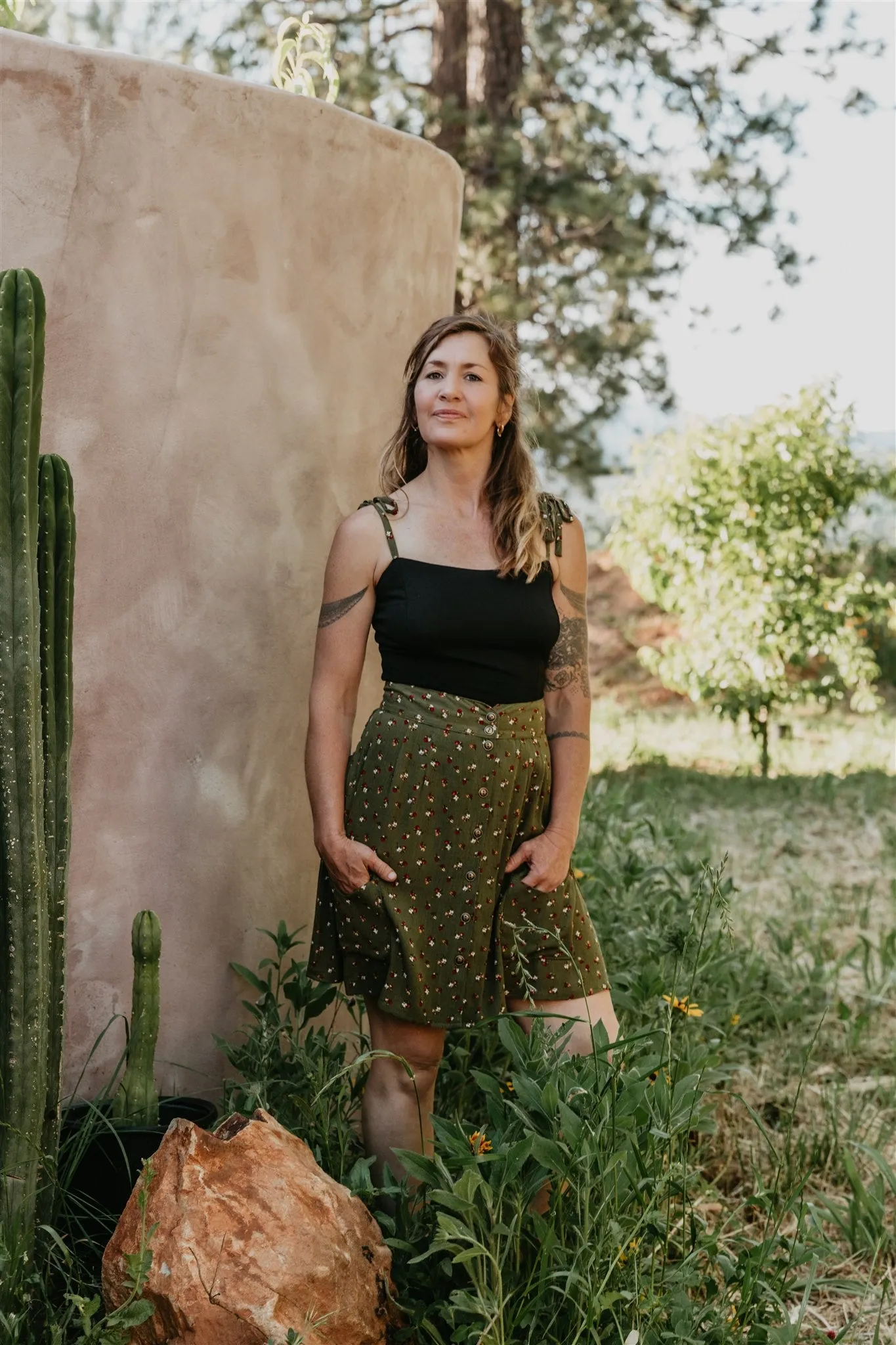 Simple Knit Chilly Fit Wear Minnie Top in Black Cotton Knit