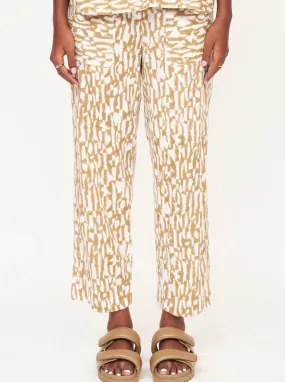 Earthy Modern Minimalist Office Wear Bold Road Trip Mirth Tivot Slim Pant in Driftwood