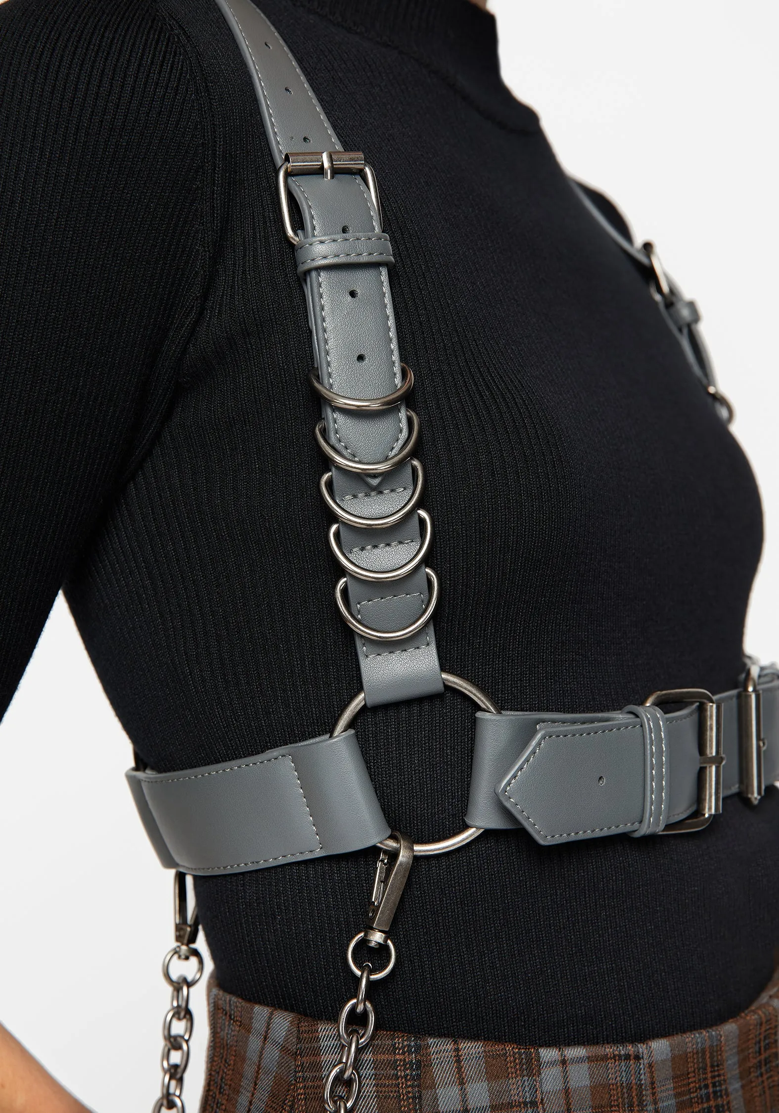 Functional Layer Elisanna D-Ring Chain Detail Harness