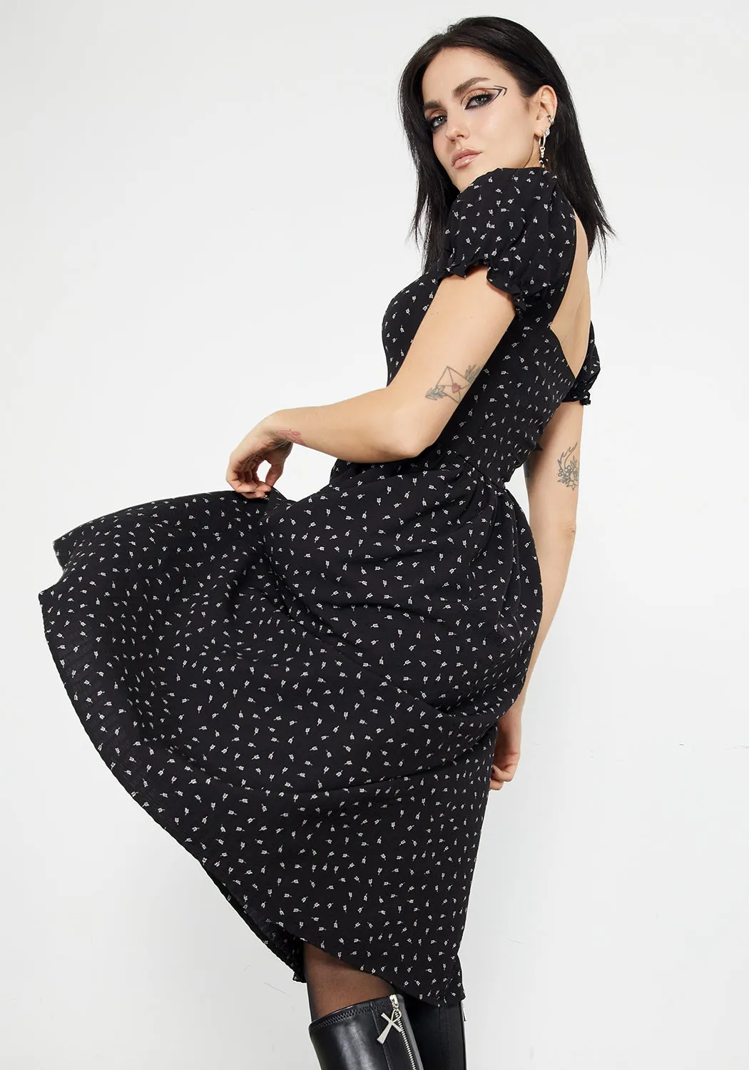 Elegant Simplicity Mortem Floral Print Midi Dress