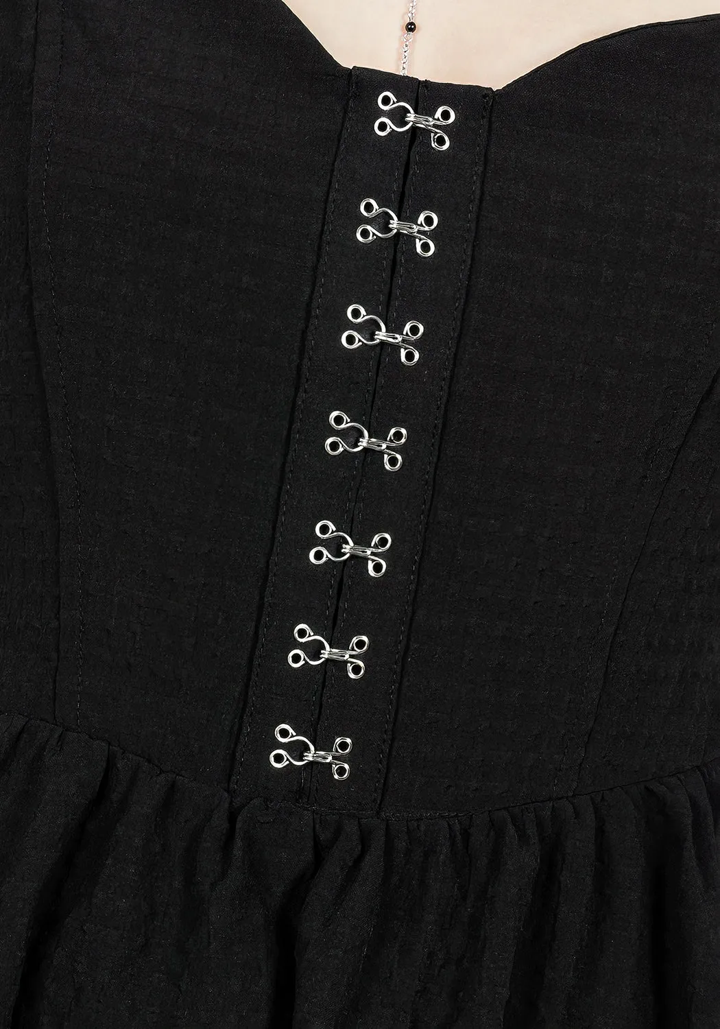 Fit Easy Mortem Ruffle Mini Dress