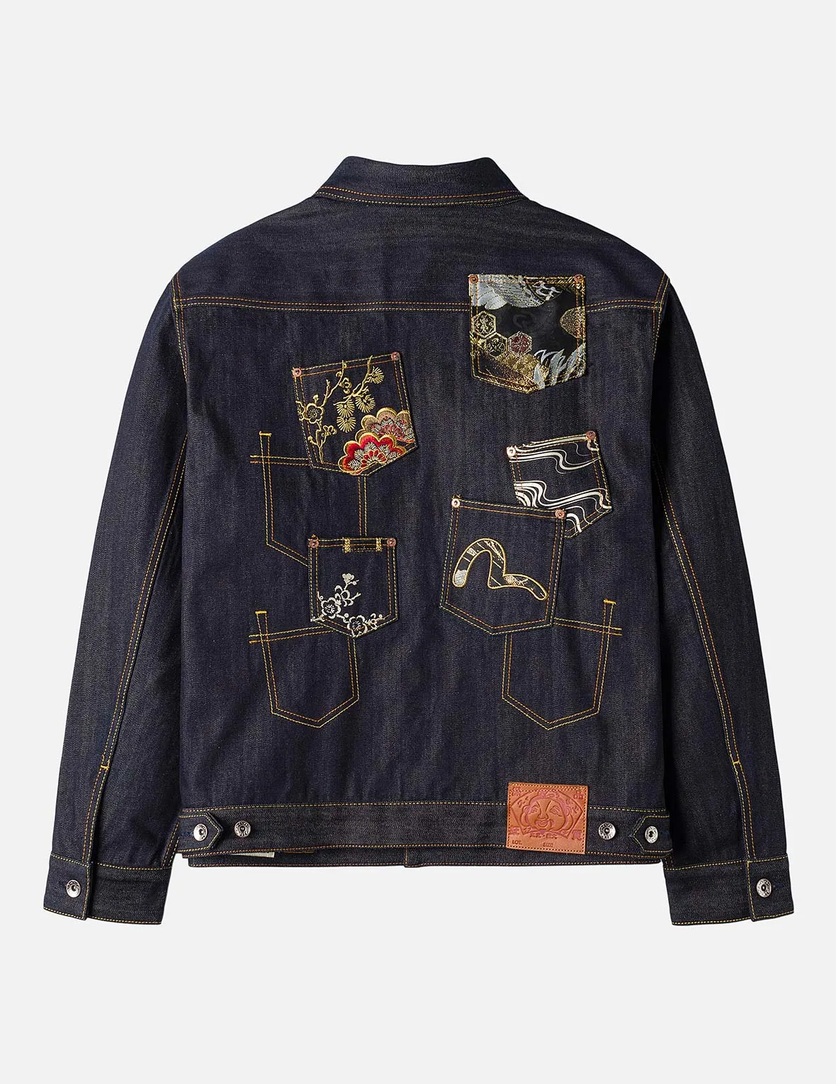 Multi-Pocket with Brocade Patch Relax Fit Denim Jacket Minimalist Silhouette