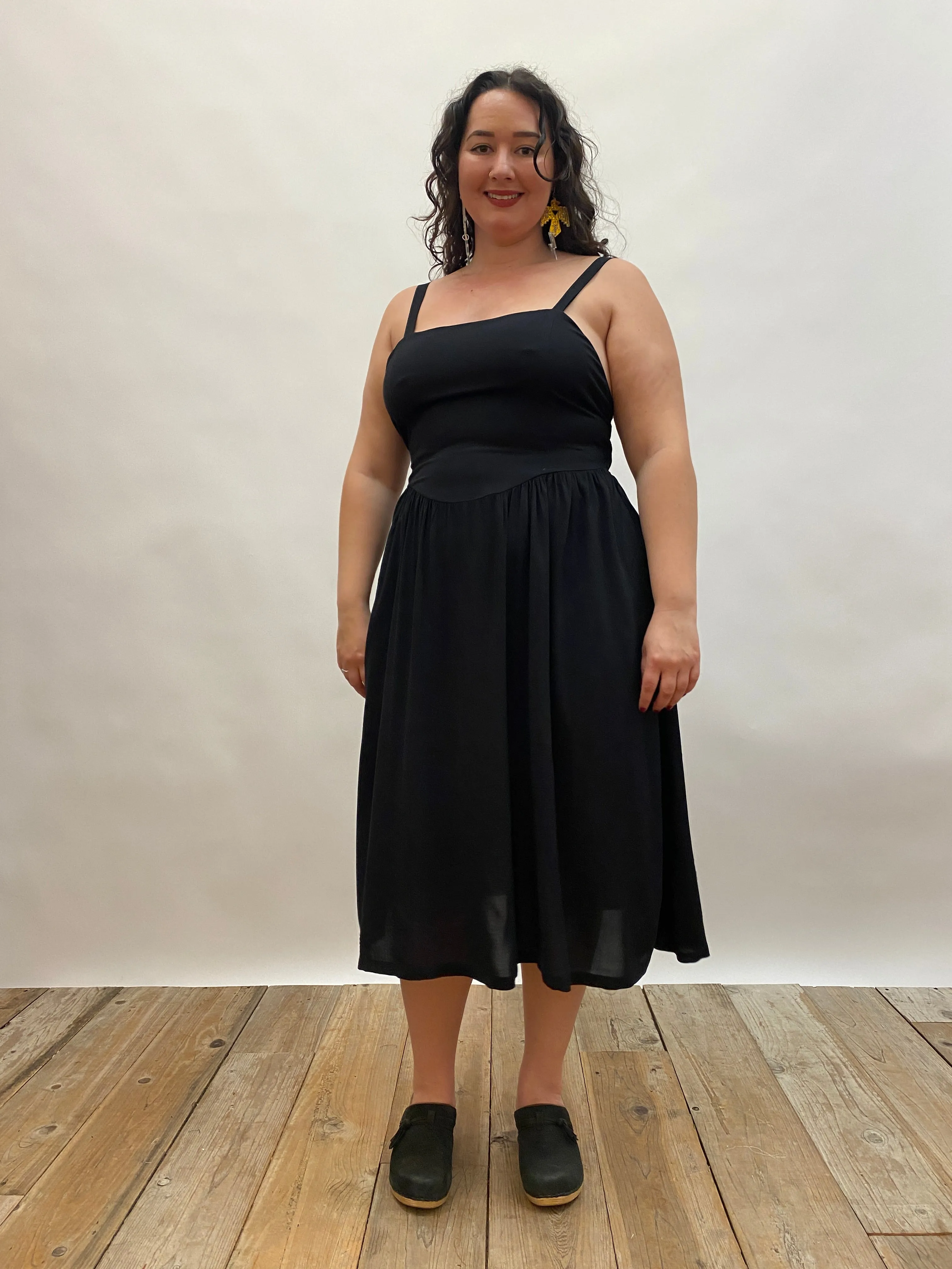 Myrah Dress in Black Challis Short Sleeve Photo Light