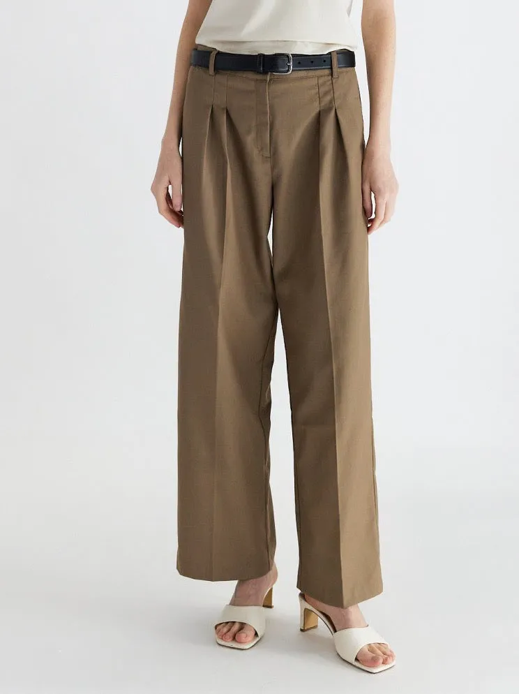 Elegant Urban Explorer Athlete Fit Reinne Pants Mocha