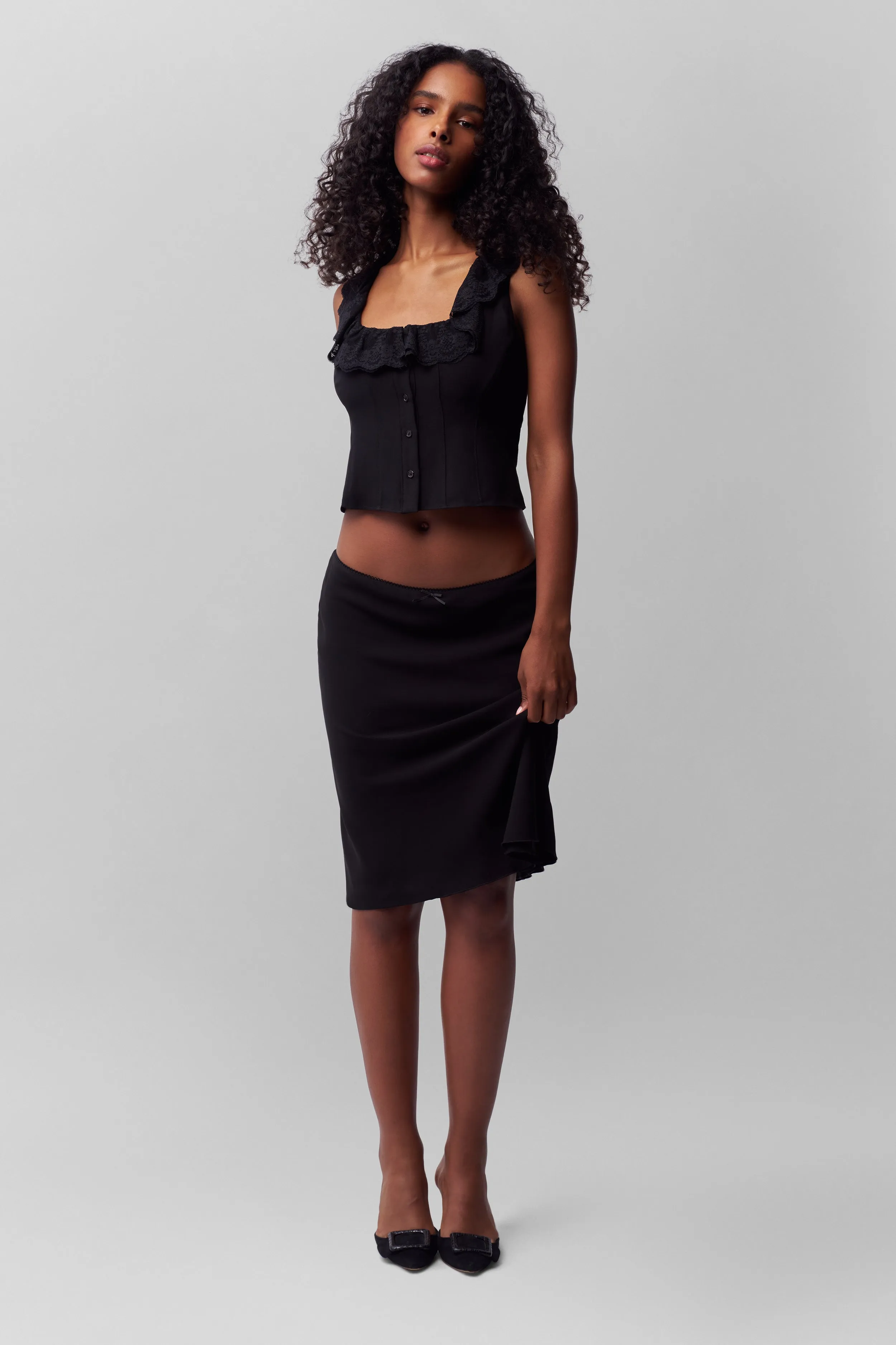 Paloma Lace Top Quick Refresh Material