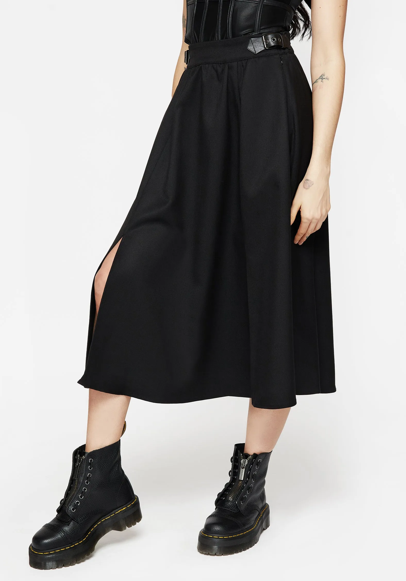 Chic Mood Sustainable Nightingale Buckled Midi Skirt - Black