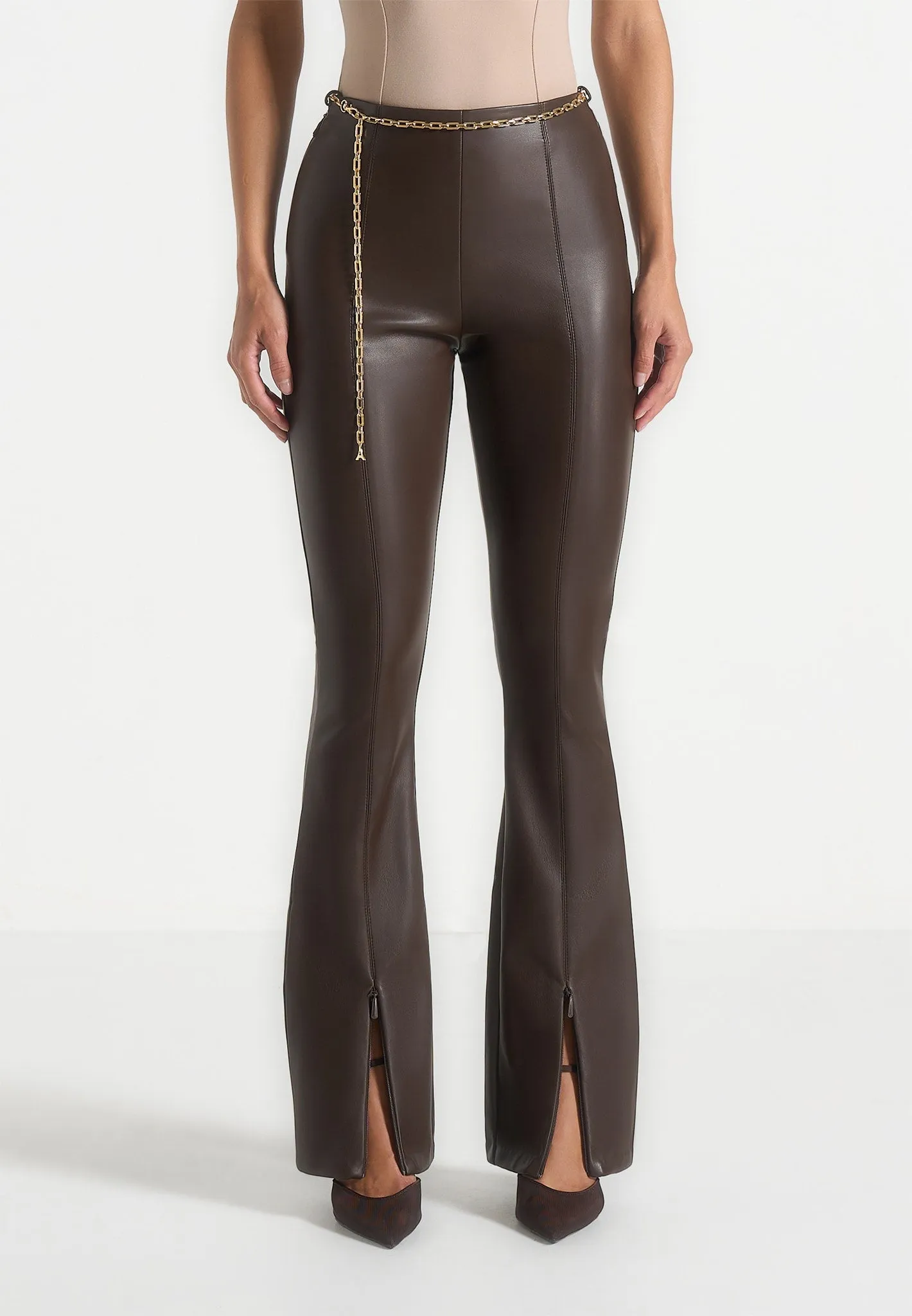 Ninon - Leather Fit And Flare Leggings With Chain - Brown Budget Friendly Travel Outfit