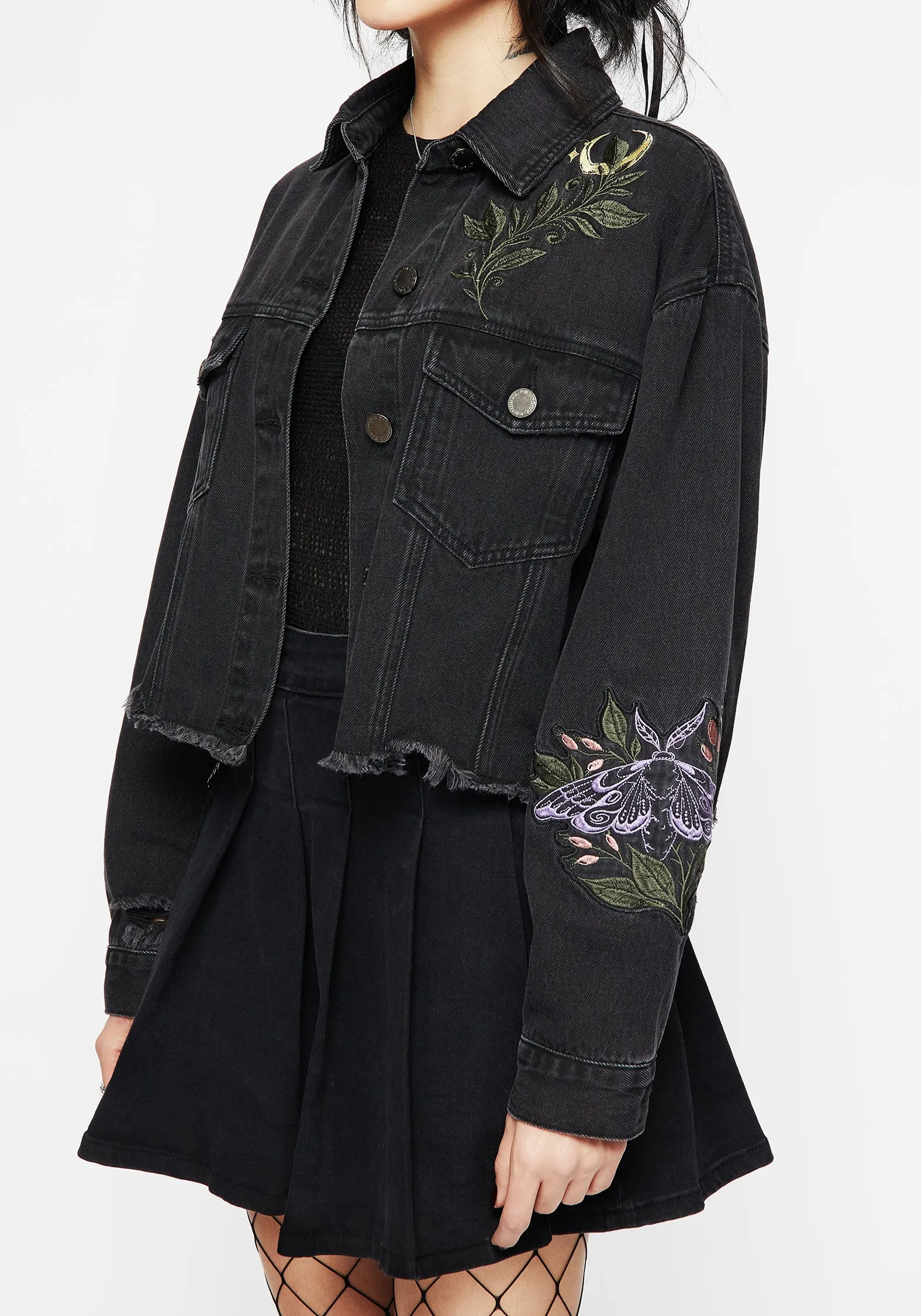 Tactical Wear Nirah Embroidered Crop Denim Jacket